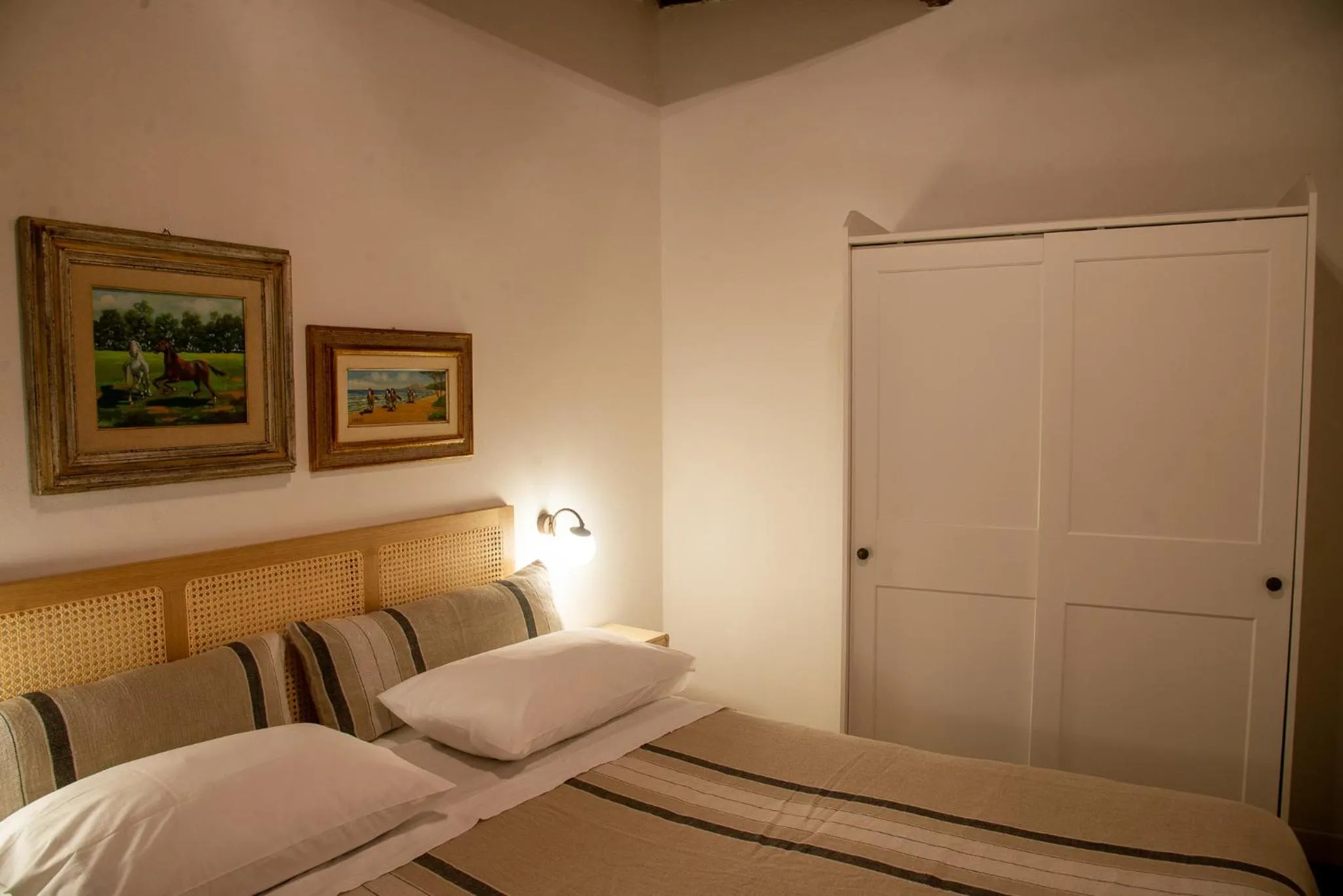 Bed in Pescioni 19