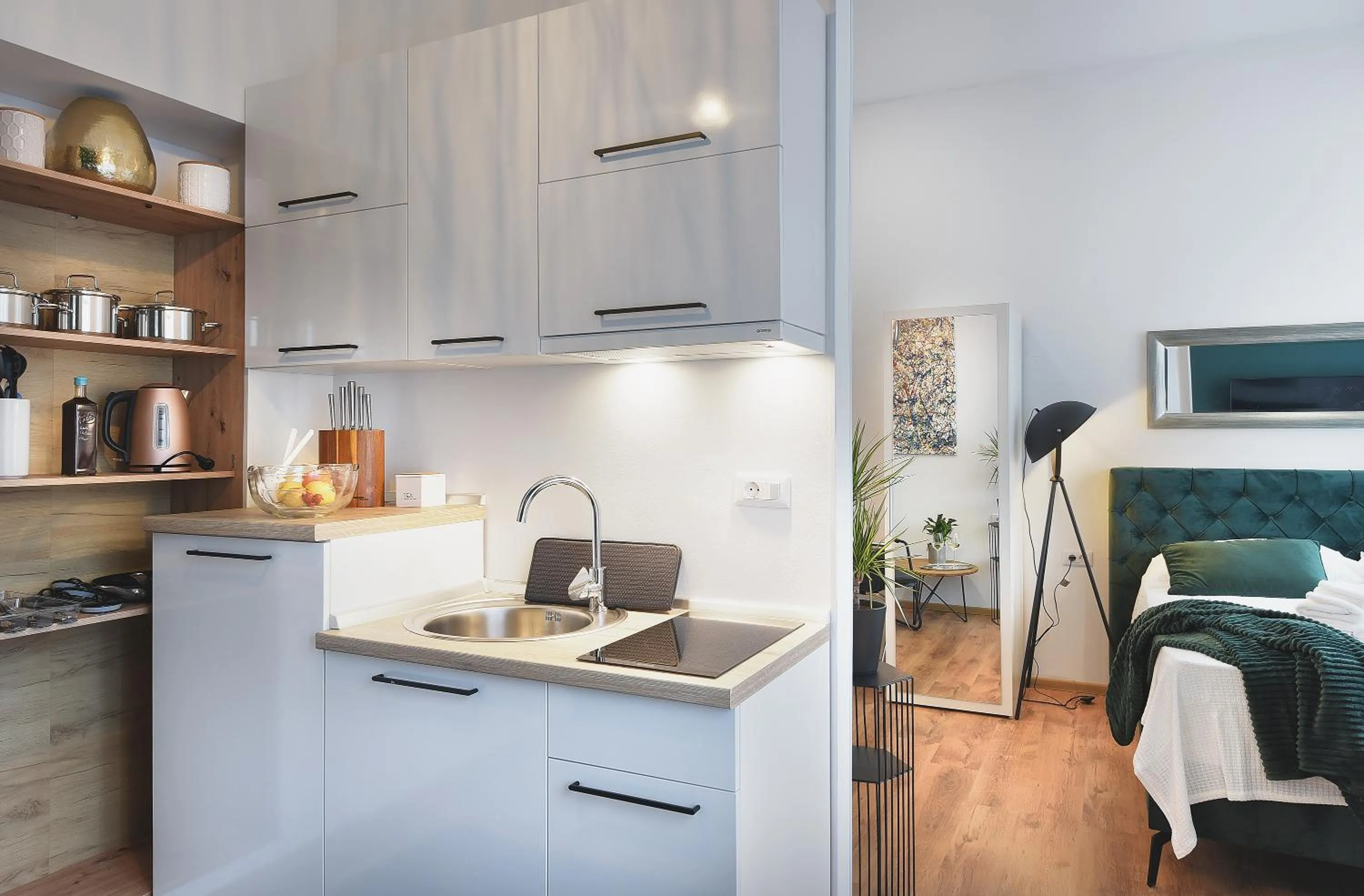 Kitchen or kitchenette in Emi Luxury Apartments