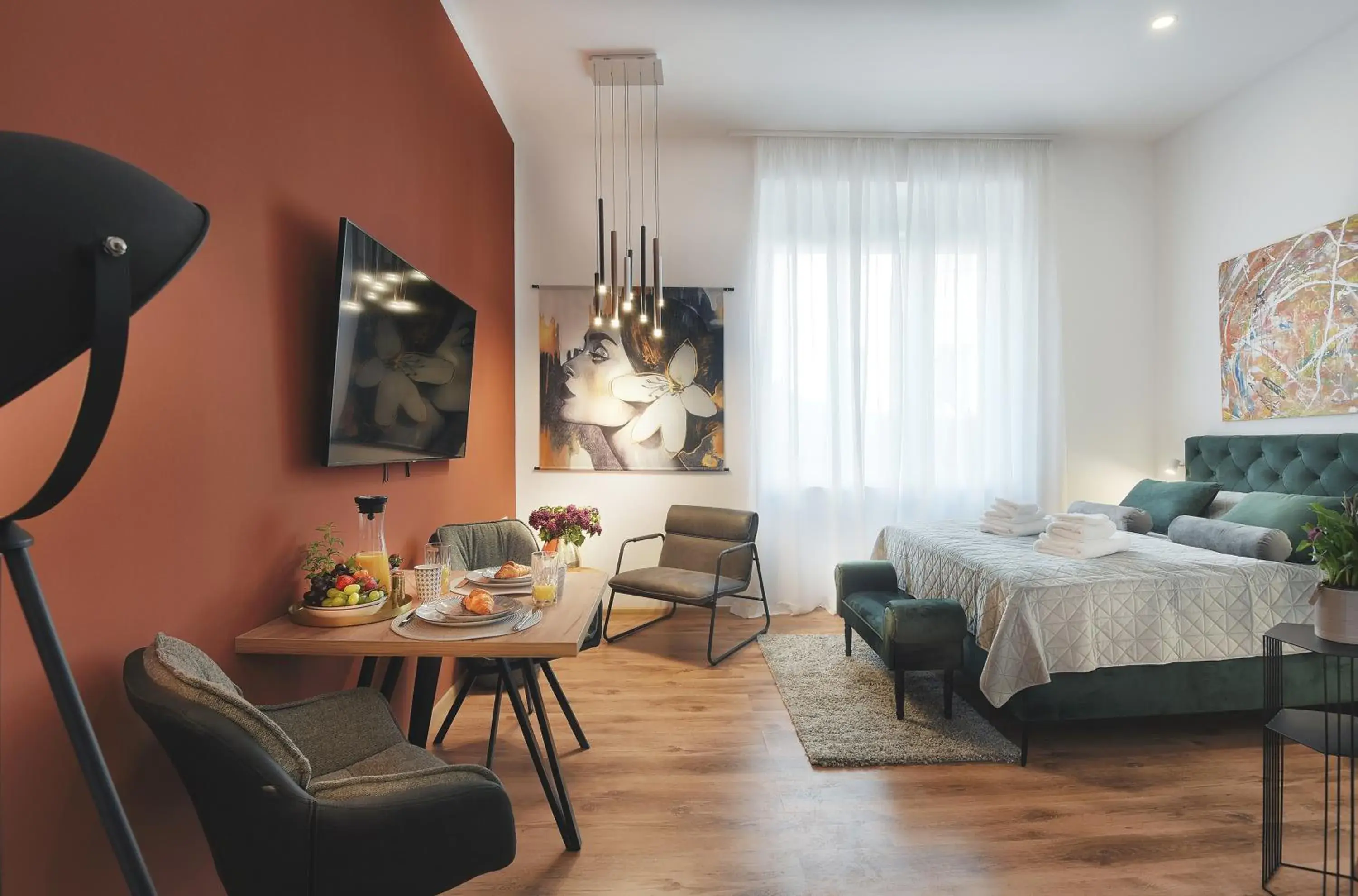 Emi Luxury Apartments Emi Luxury Apartments