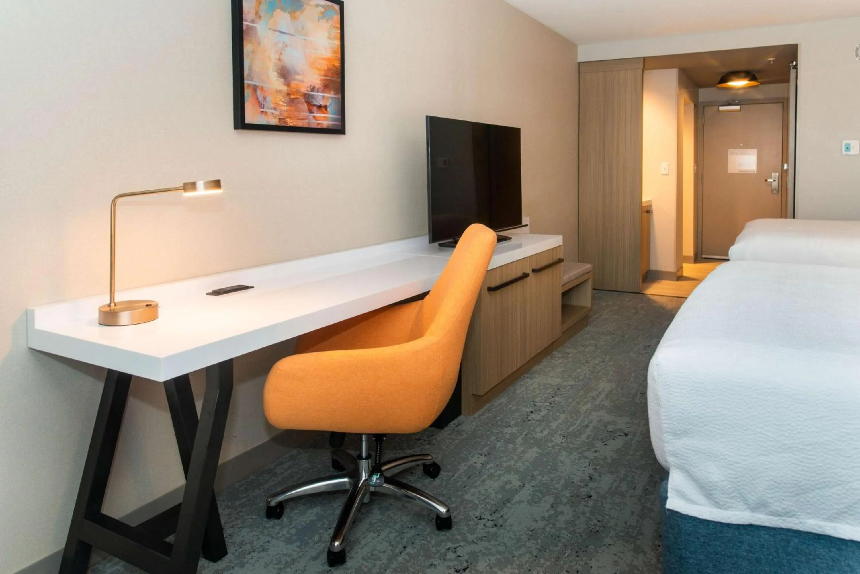 Bedroom, Bed in Hilton Garden Inn Mattoon, IL