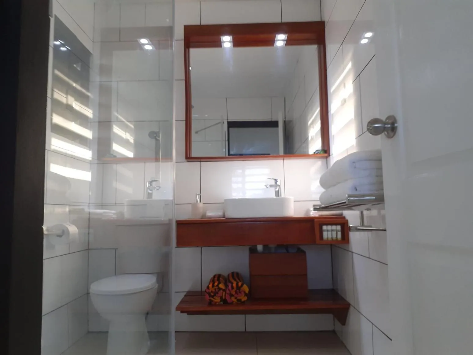 Bathroom in Kaila Na Ua Resort