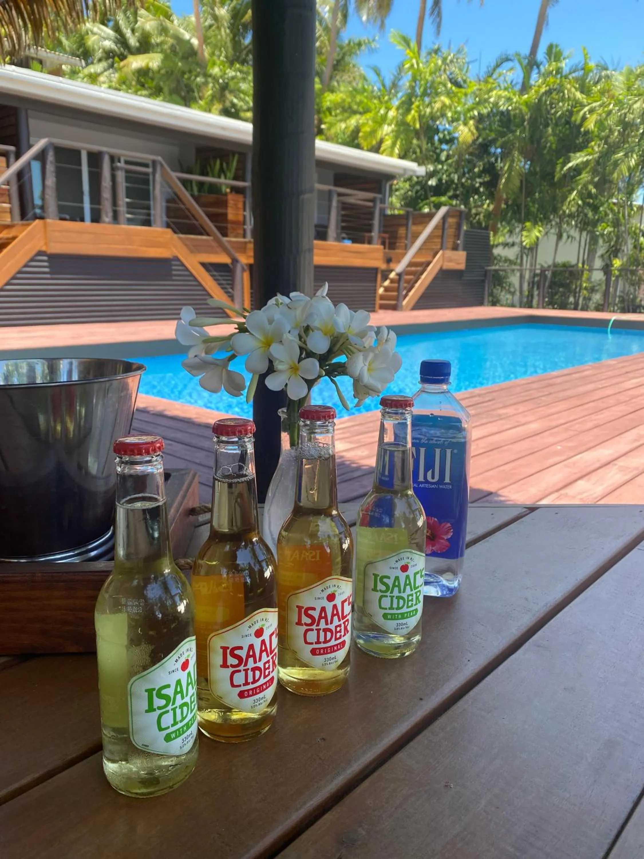 Swimming pool in Kaila Na Ua Resort