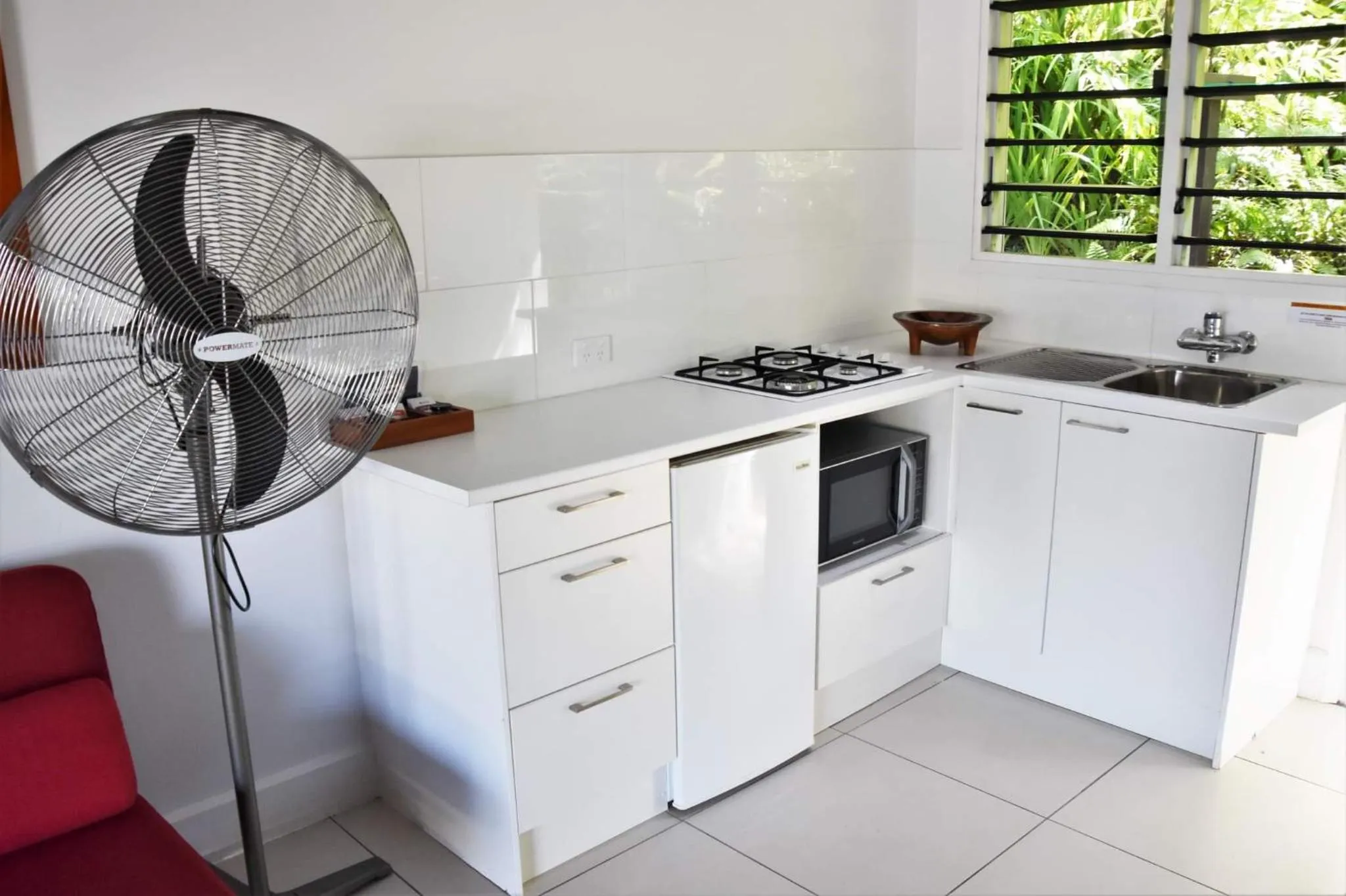 Coffee/tea facilities in Kaila Na Ua Resort