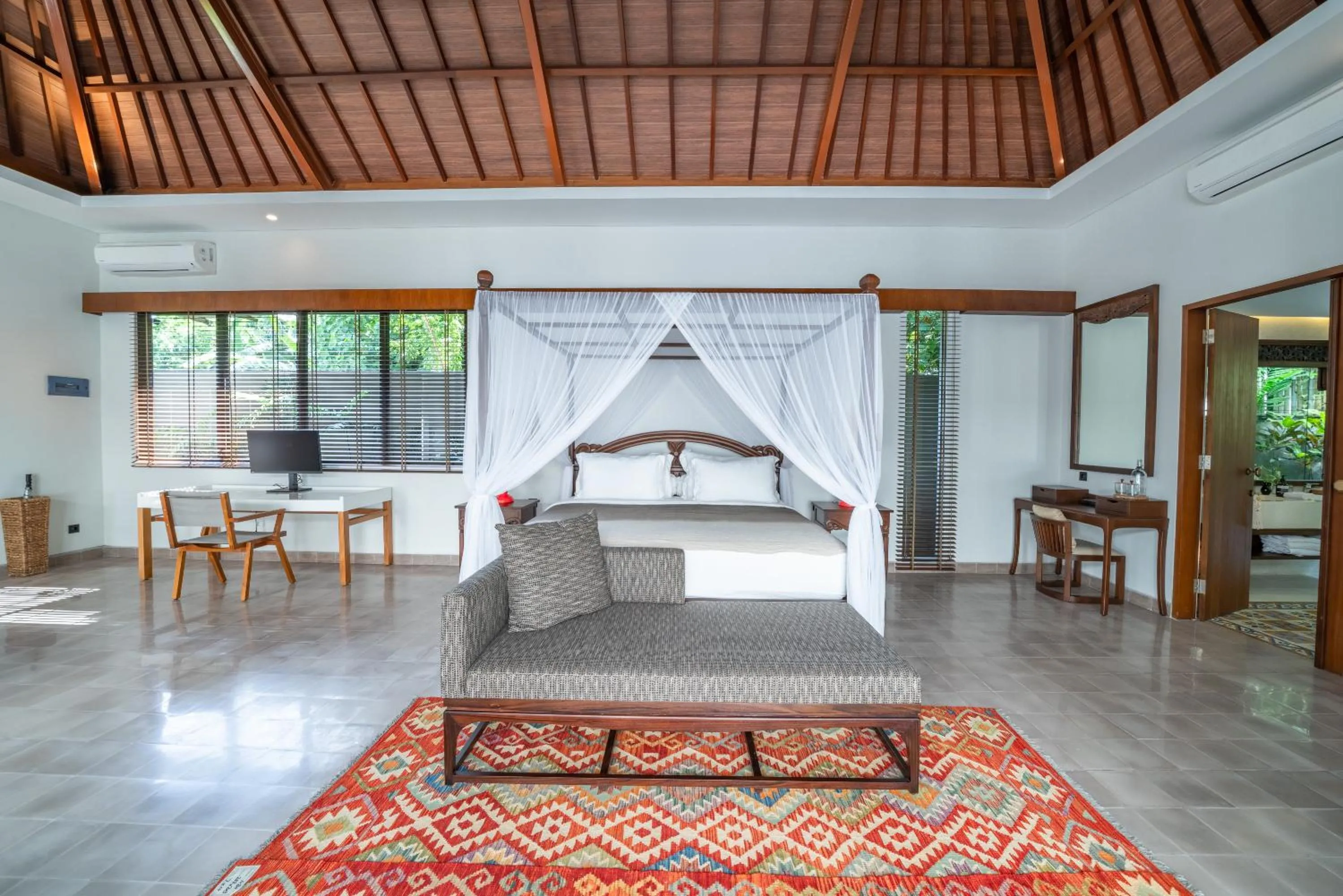 Villa Aiimara - Modern 5-bedroom Villa AMAZING LOCATION