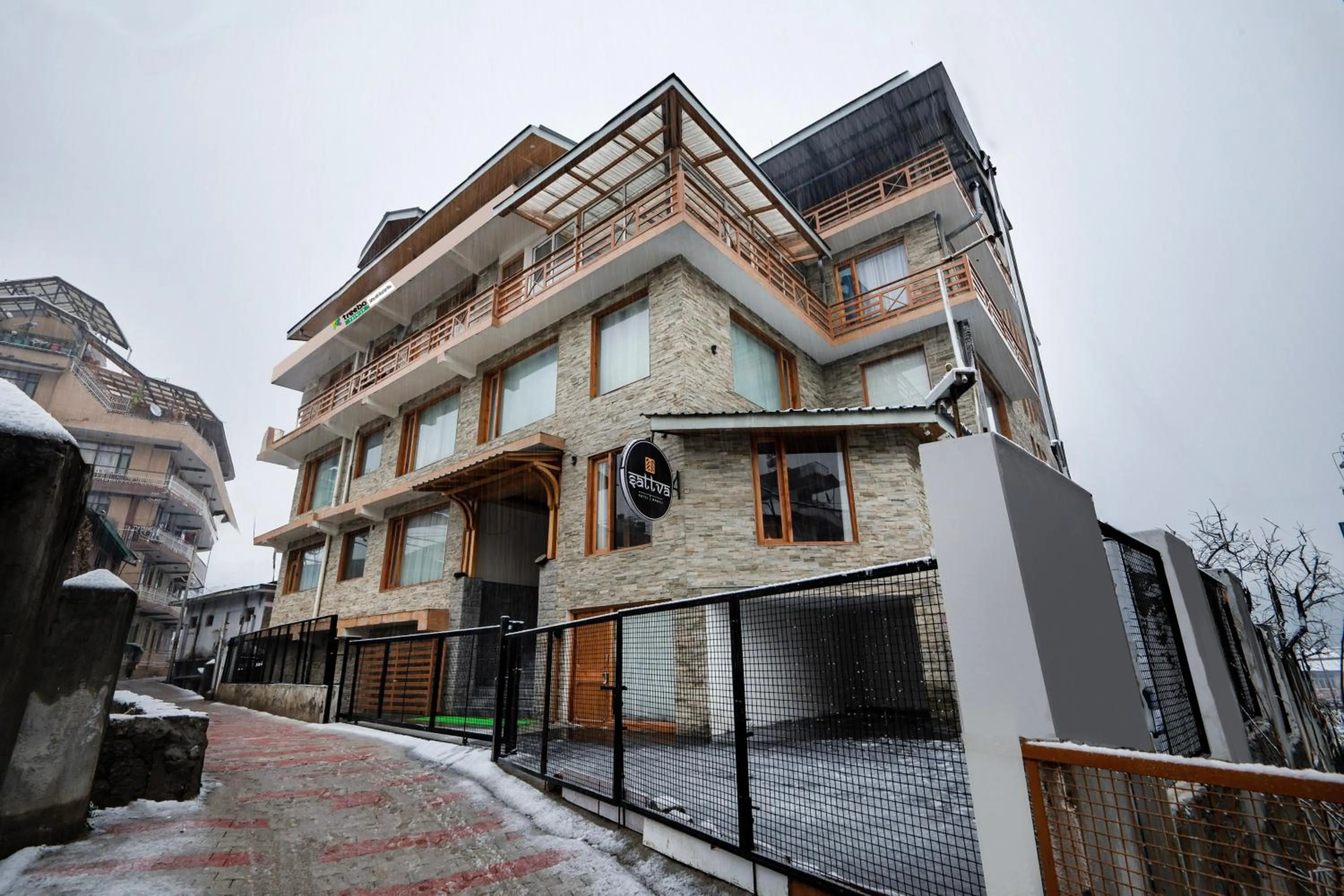 Property building in Treebo Premium Sattva With Mountain View