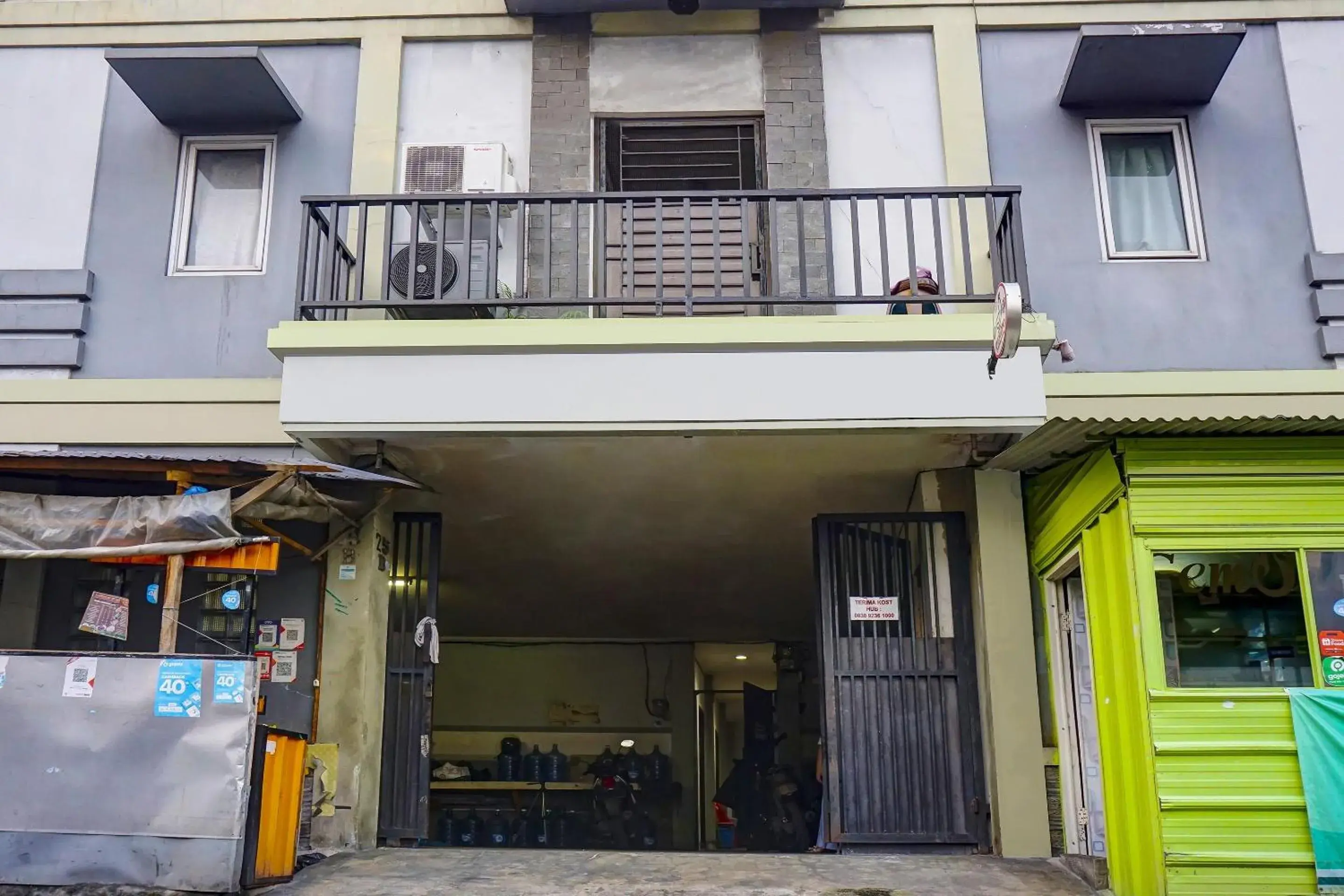 Facade/entrance in Hotel O Royani Residence Facade/entrance in Hotel O Royani Residence