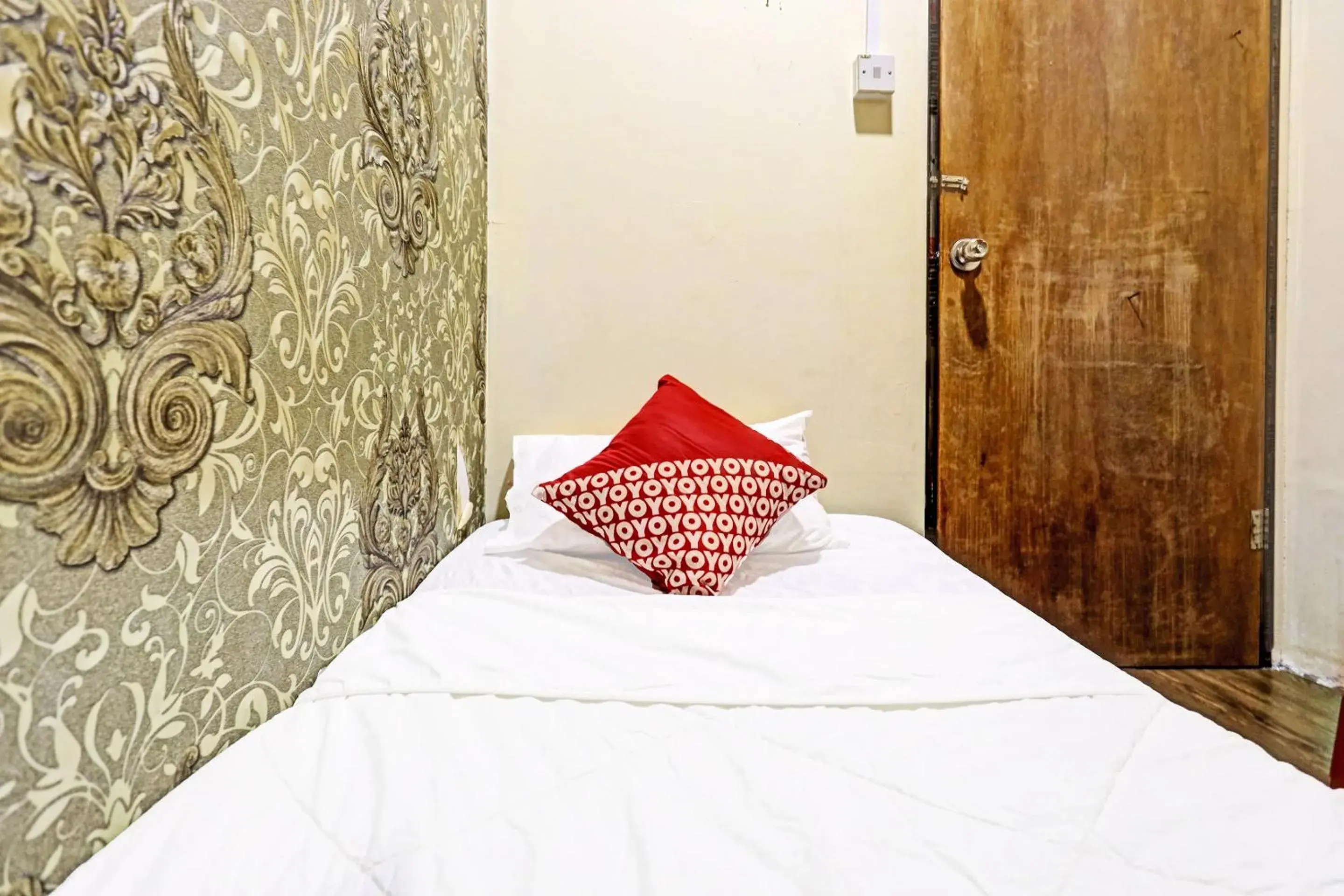 Photo of the whole room, Bed in Hotel O Sar Inn Photo of the whole room, Bed in Hotel O Sar Inn