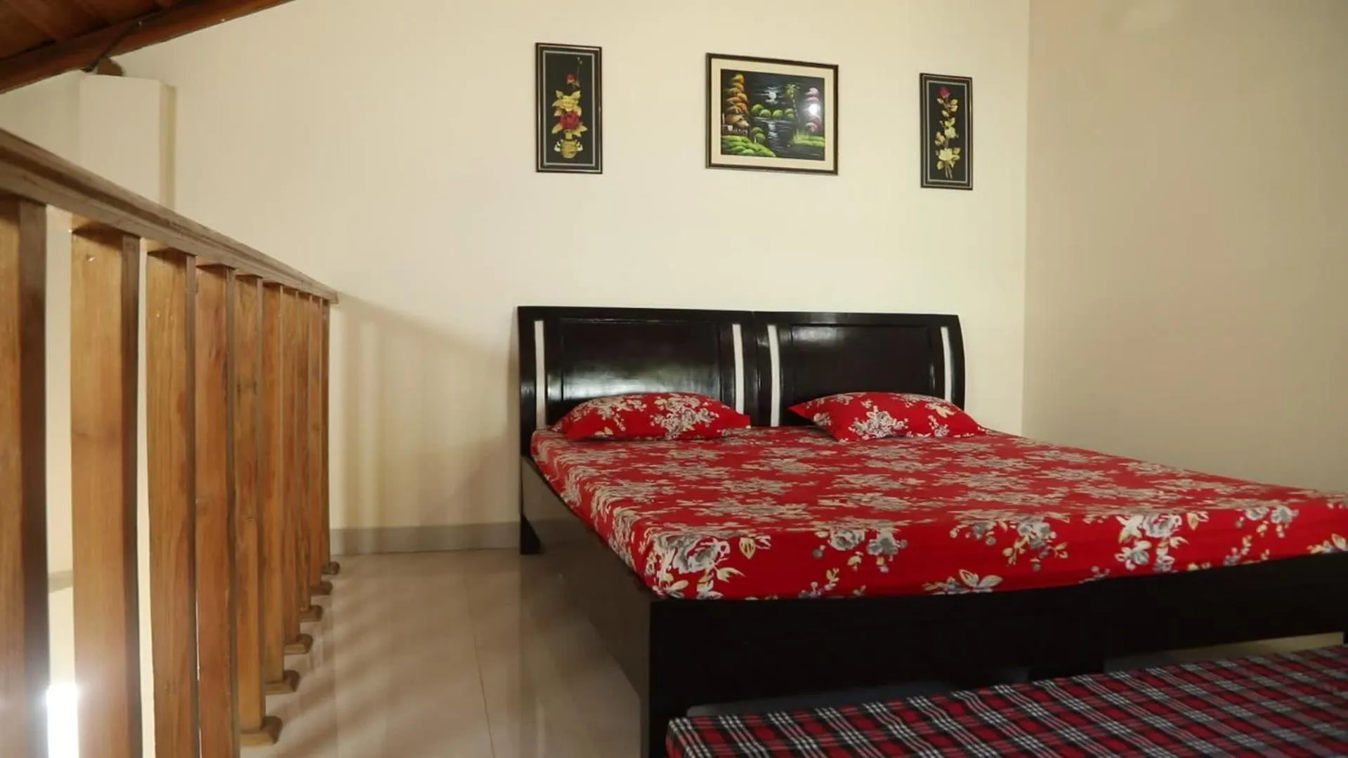 Bedroom, Bed in Just Naturals Wellness Resort Nainital