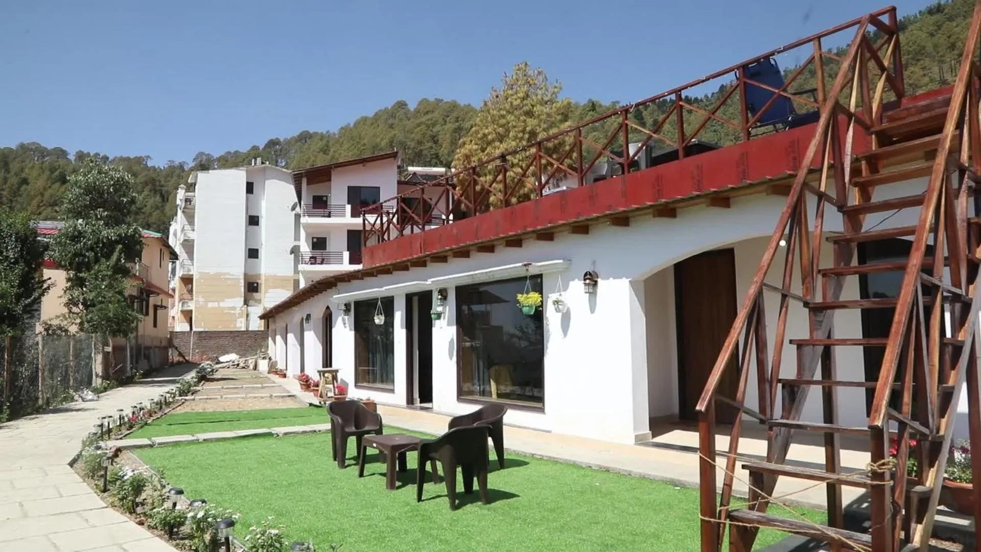 Property building in Just Naturals Wellness Resort Nainital