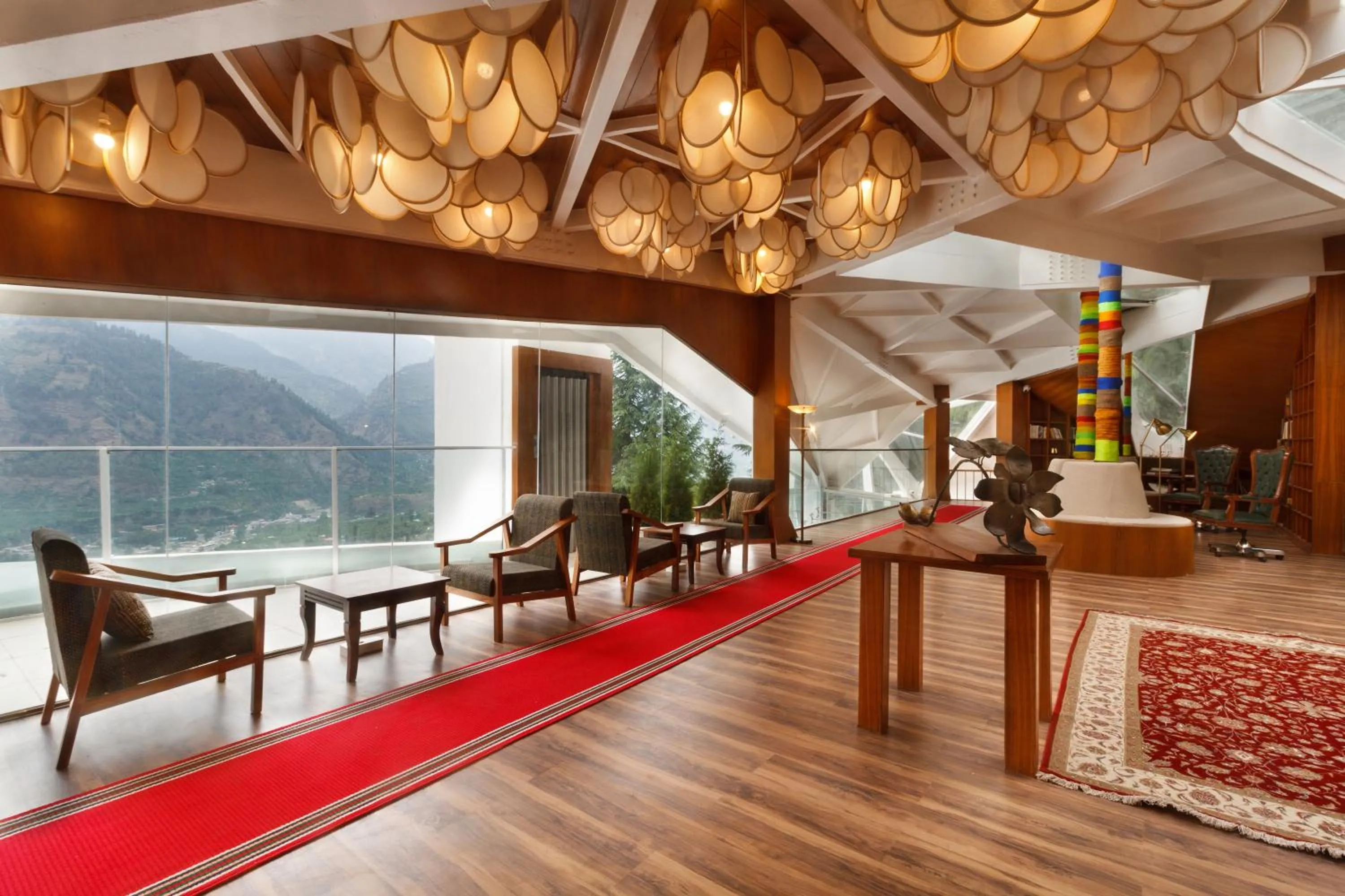 Lobby or reception in Tree of Life Eila Art Hotel, Manali