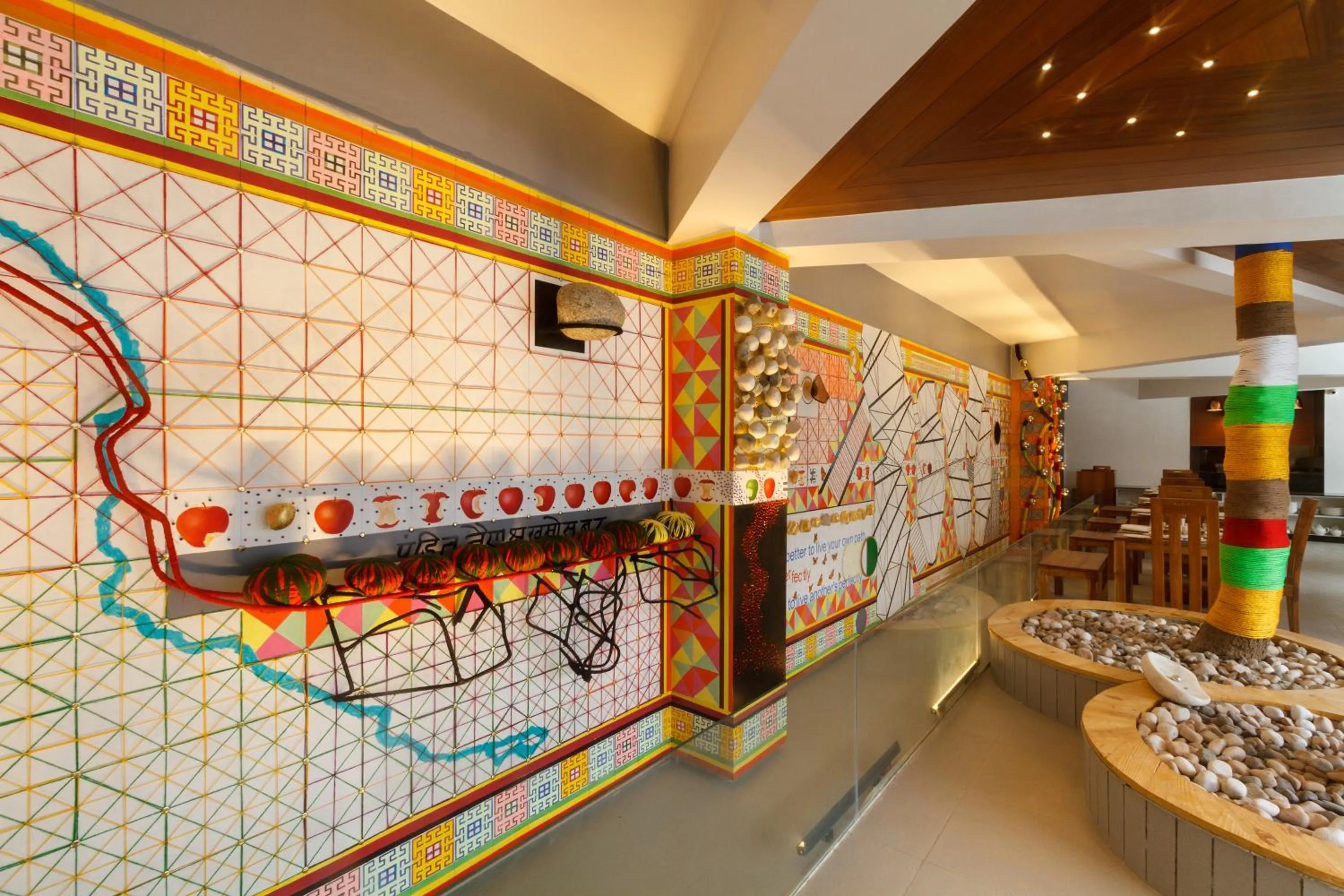 Restaurant/places to eat in Tree of Life Eila Art Hotel, Manali