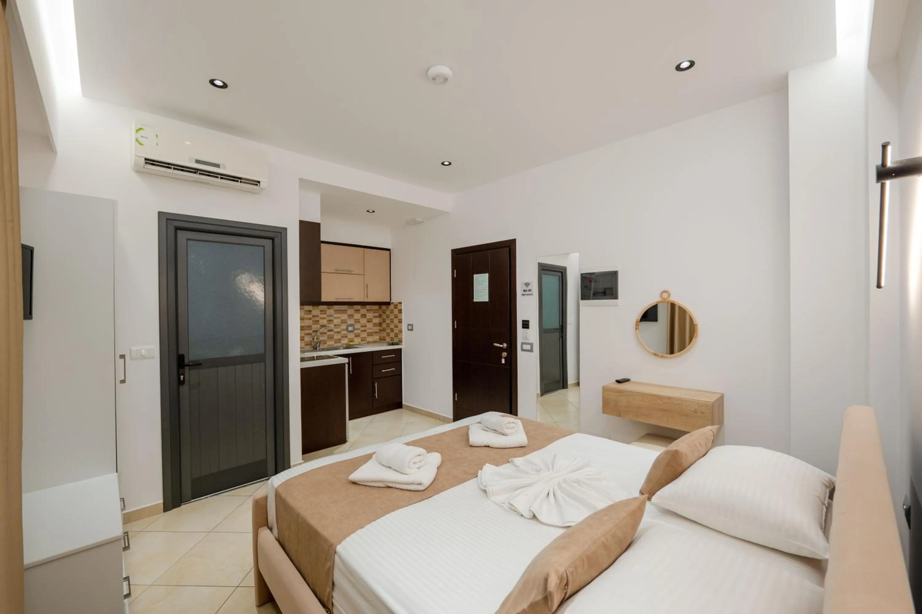 Seating area, Bed in Villa JIOTA