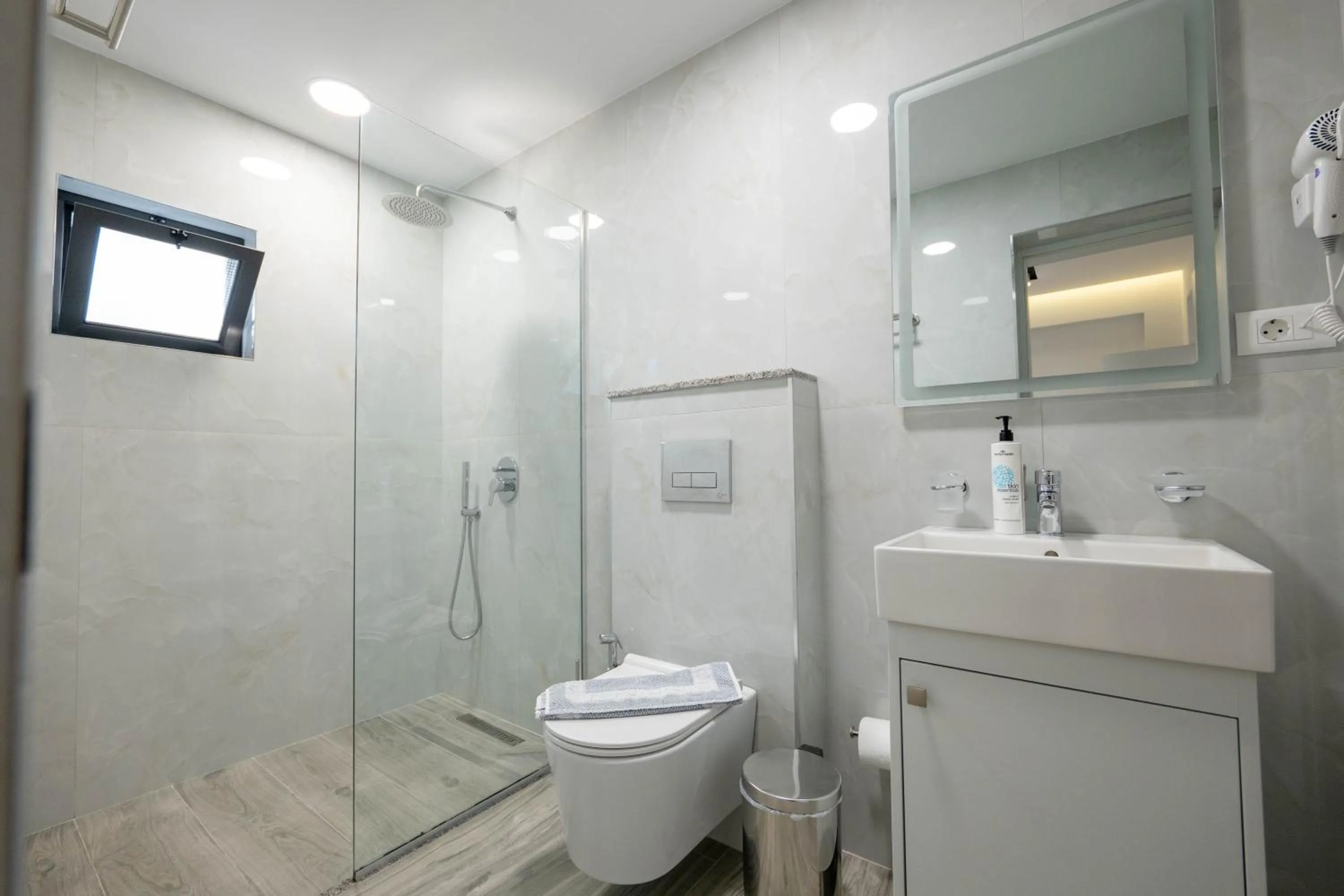 Shower in Villa JIOTA