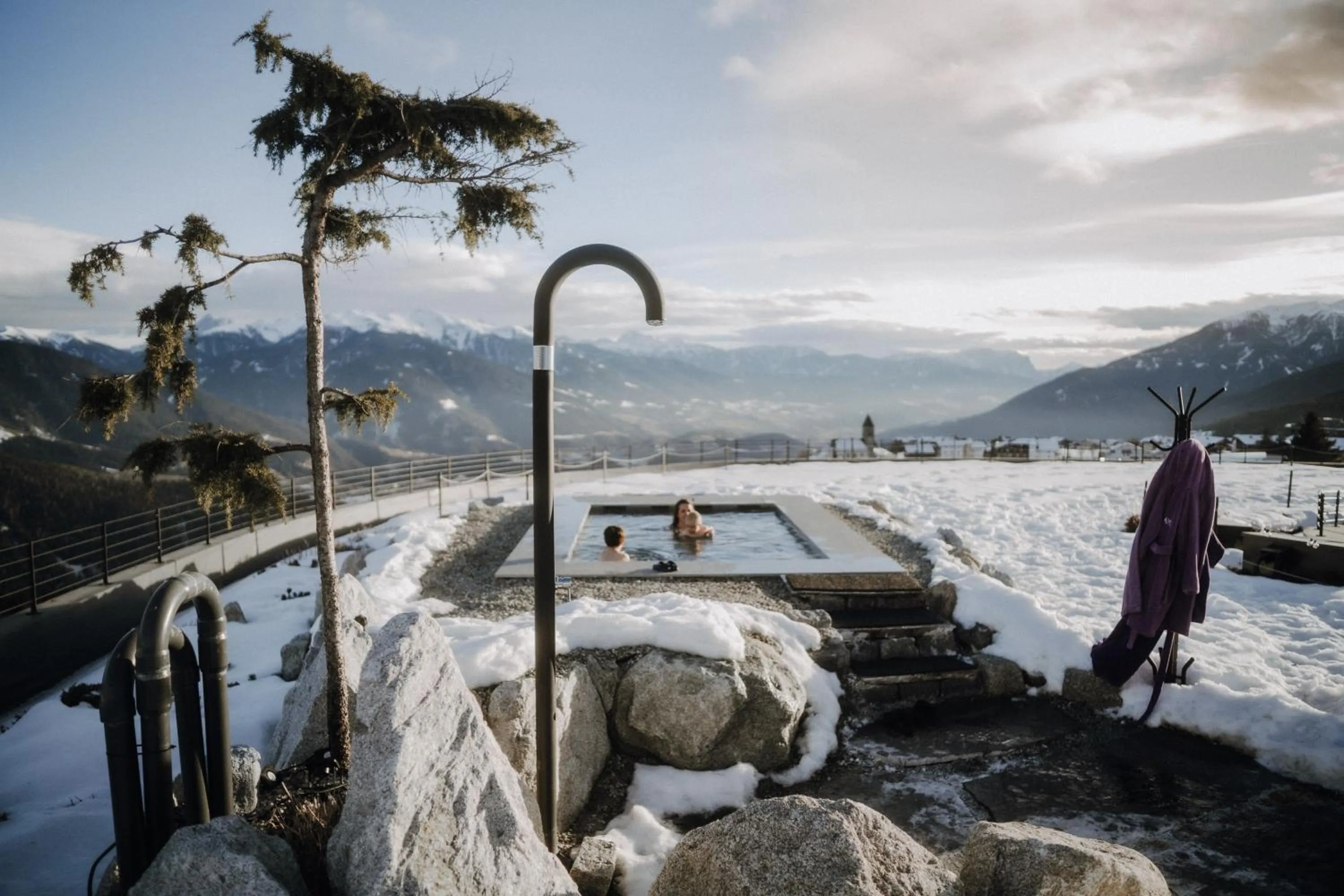 Pool view in Familienhotel Familiamus