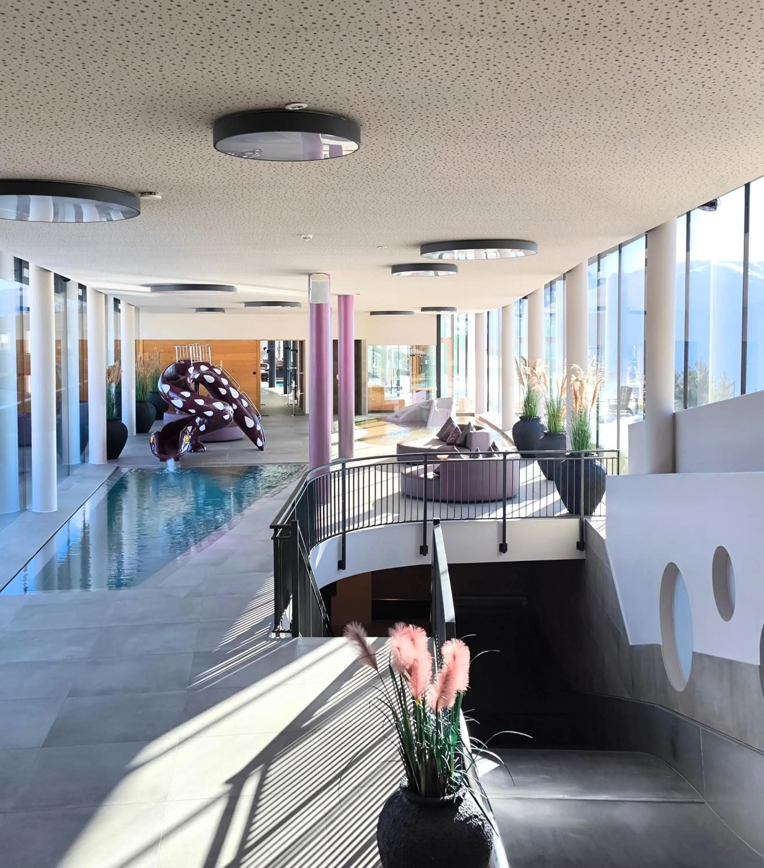 Swimming pool in Familienhotel Familiamus