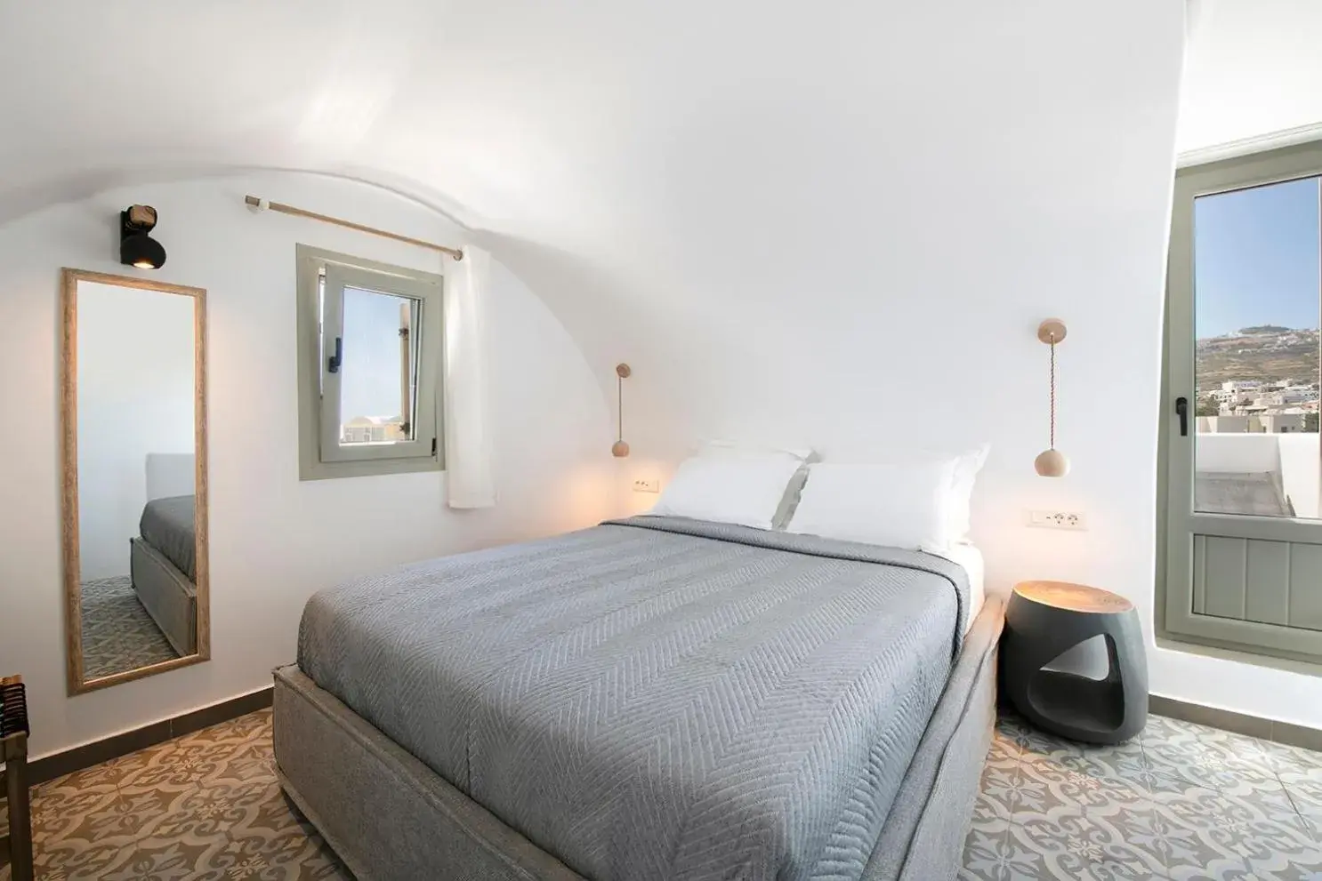 Deluxe Suite with Spa Bath in AVAL All Suite Deluxe Suite with Spa Bath in AVAL All Suite