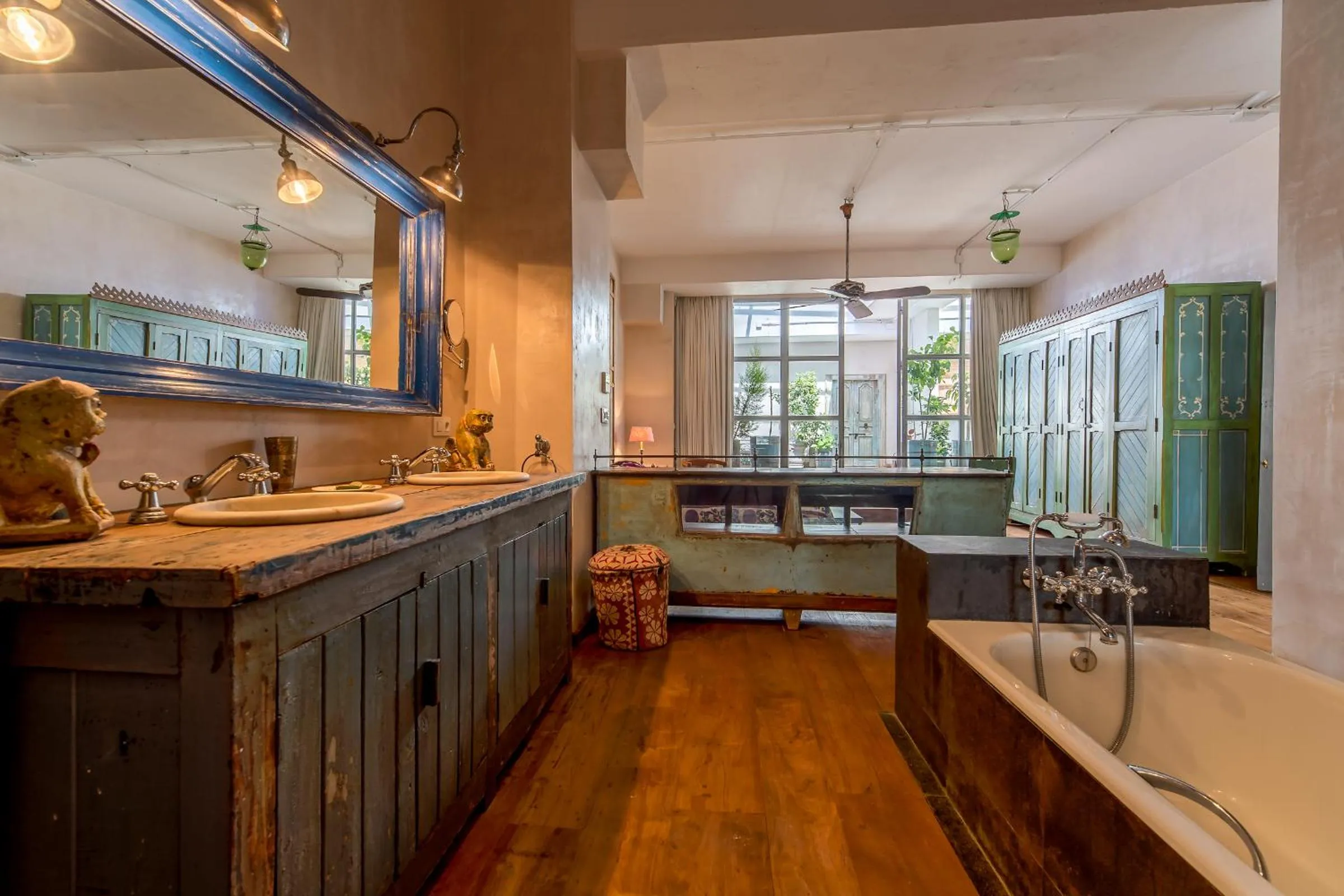 BOMBAYARTE APARTHOTEL TARIFA