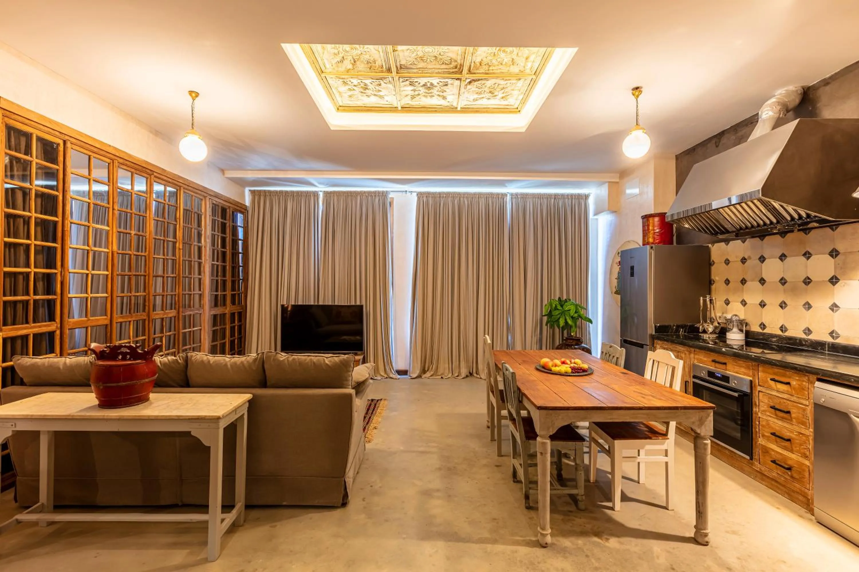 BOMBAYARTE APARTHOTEL TARIFA