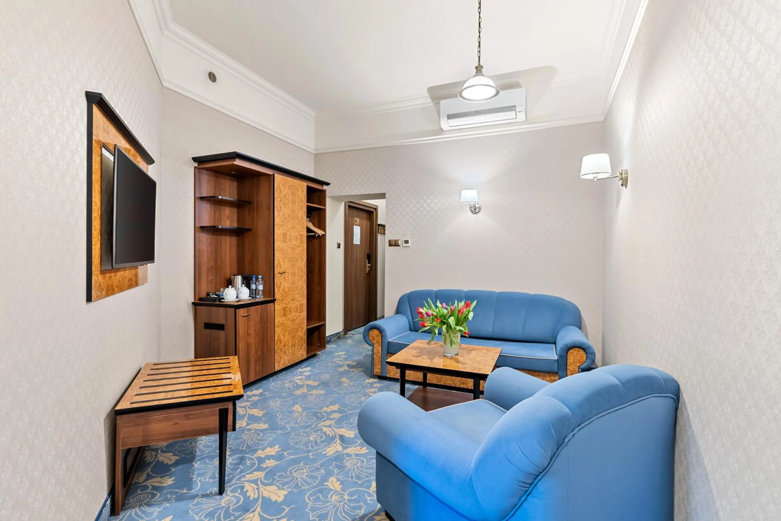 TV and multimedia in Hotel Diament Plaza Gliwice