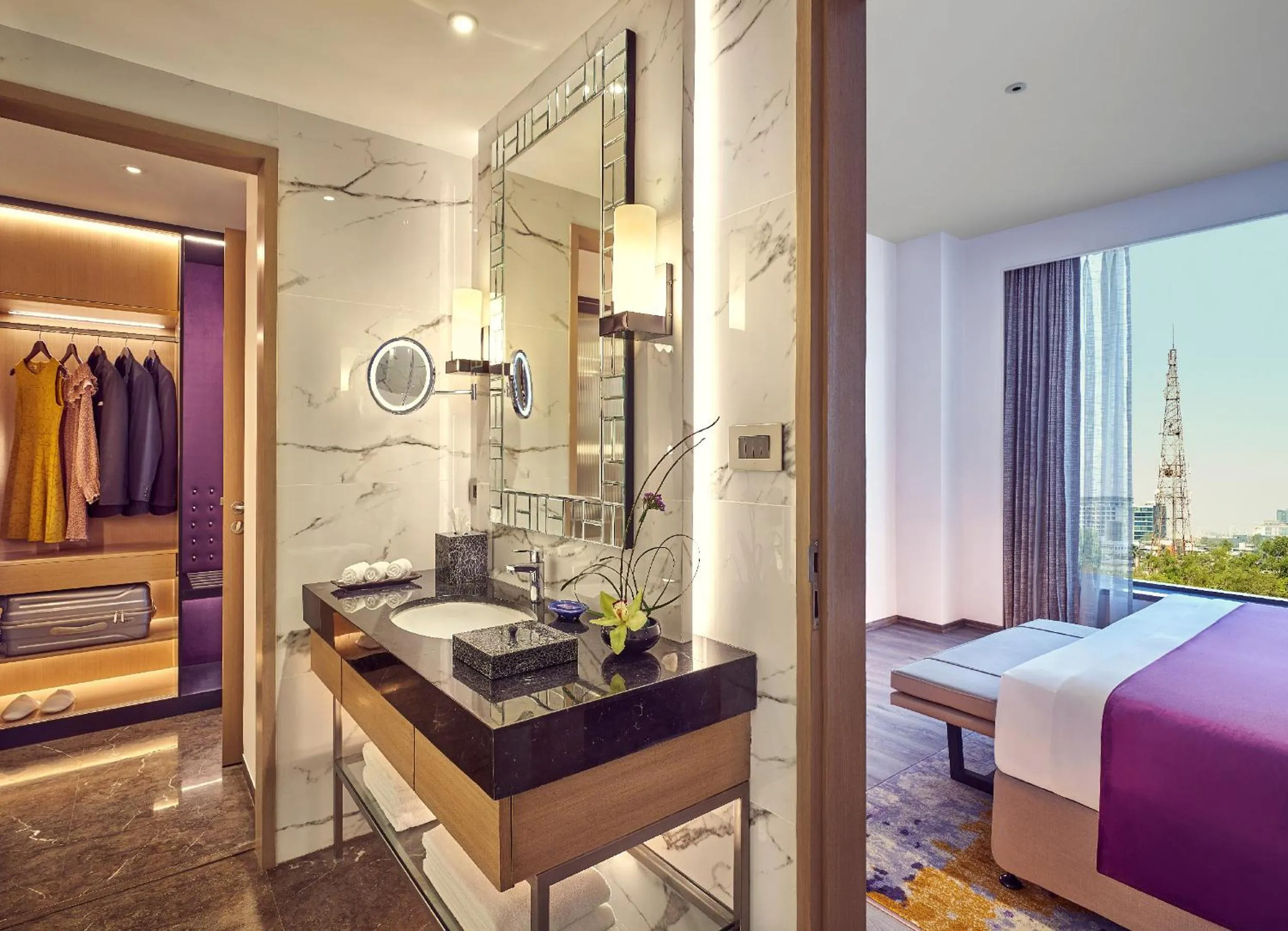 Bathroom, Bed in Vivanta Navi Mumbai Turbhe
