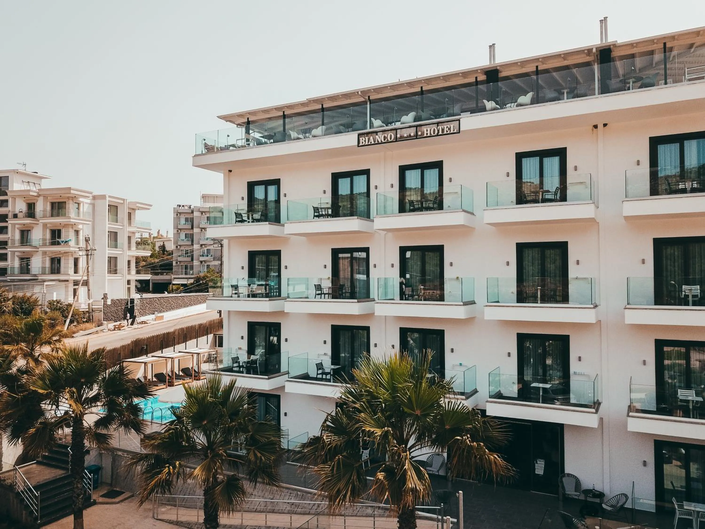 Facade/entrance in Bianco Hotel