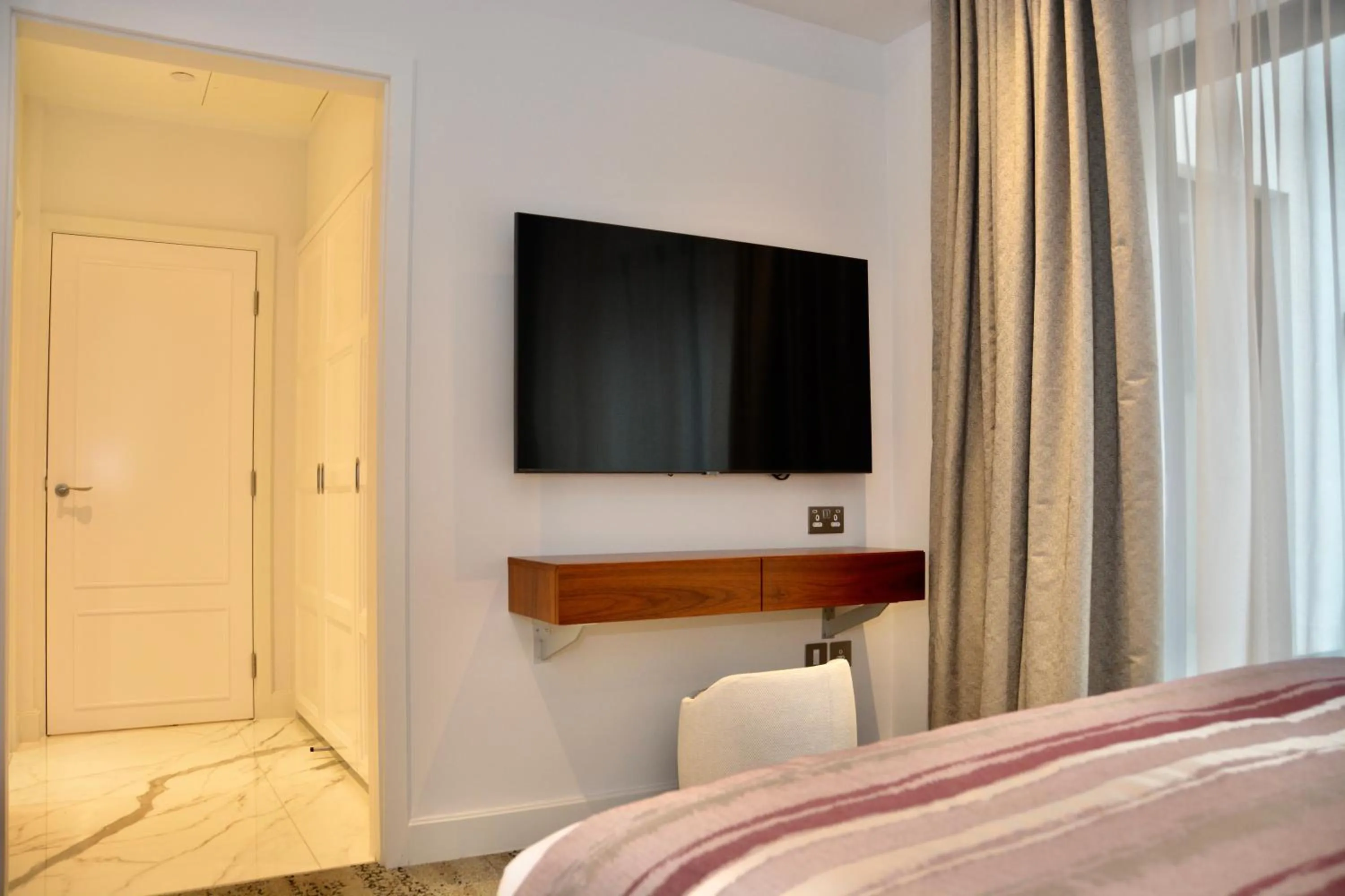 Bed in Sanctum Regent's Park