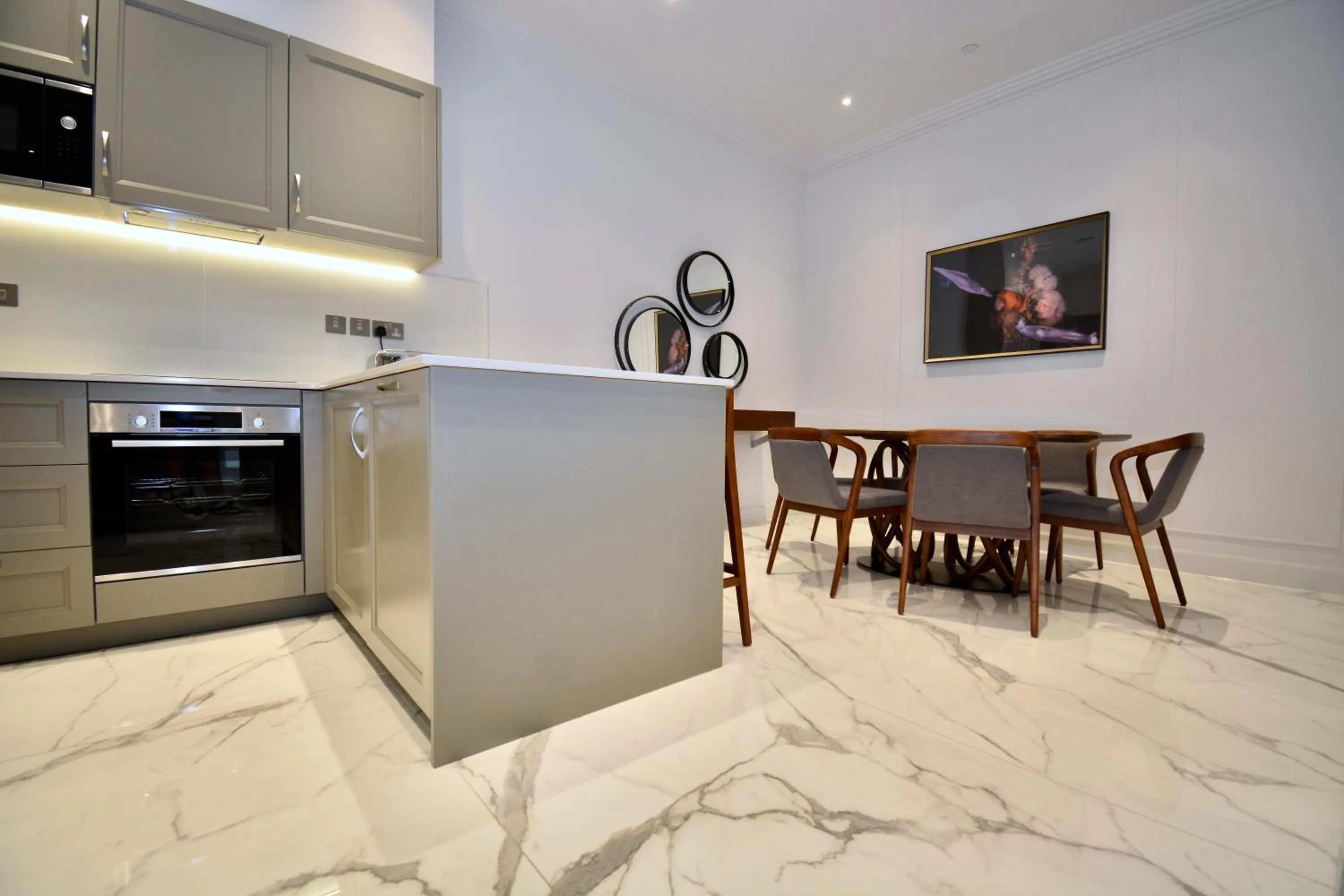 Kitchen or kitchenette in Sanctum Regent's Park