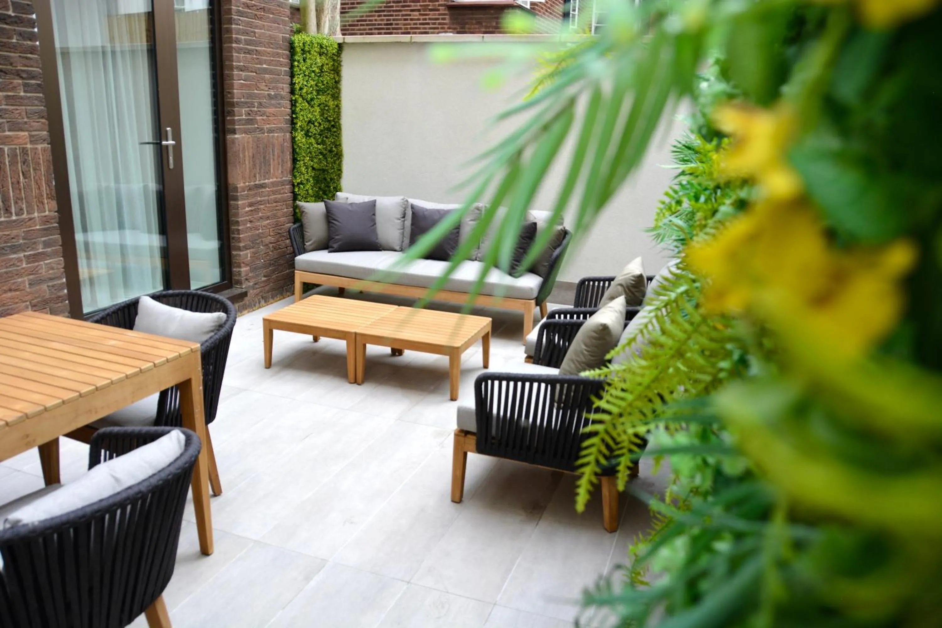 Patio in Sanctum Regent's Park