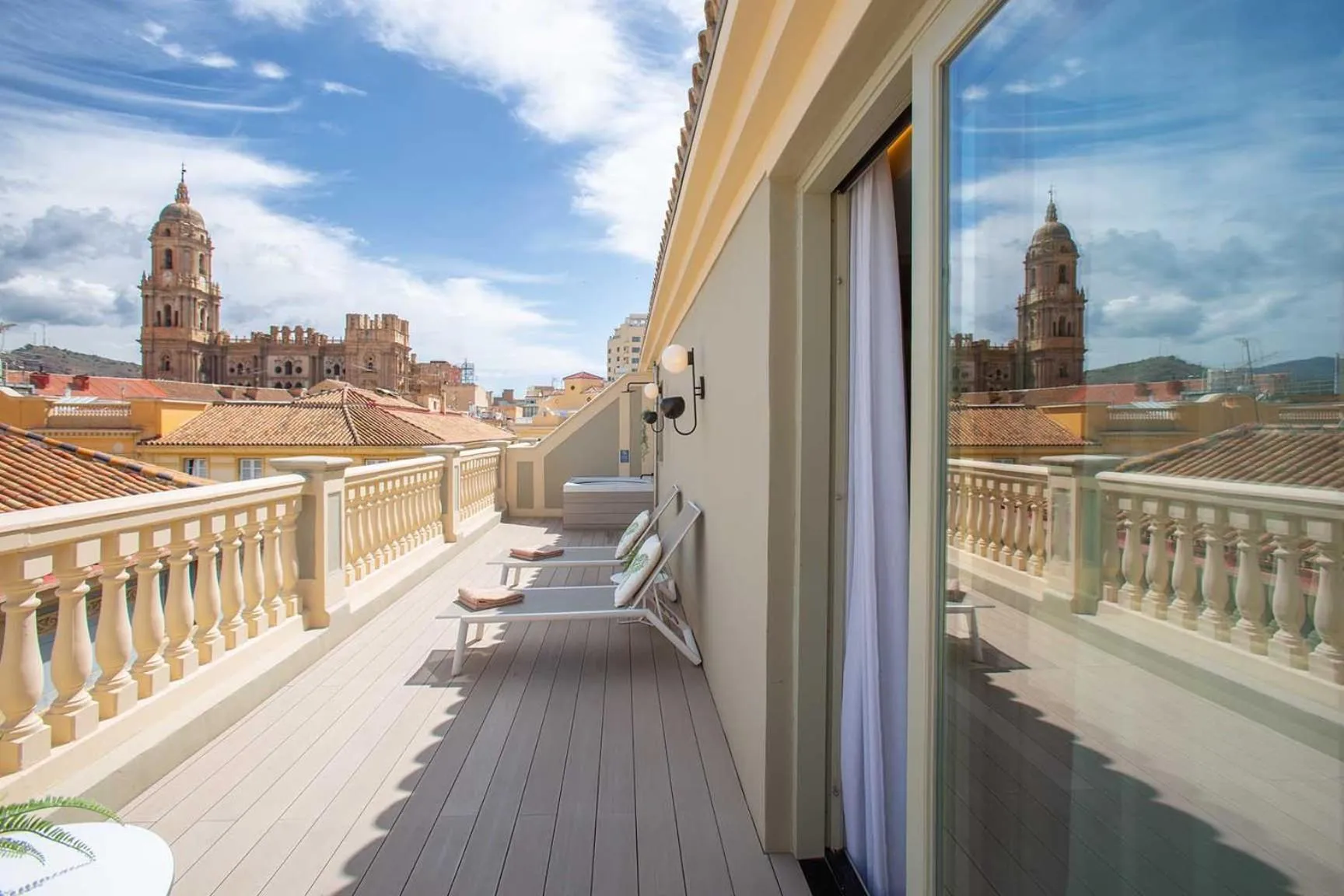 Balcony/Terrace in Vincci Larios Diez