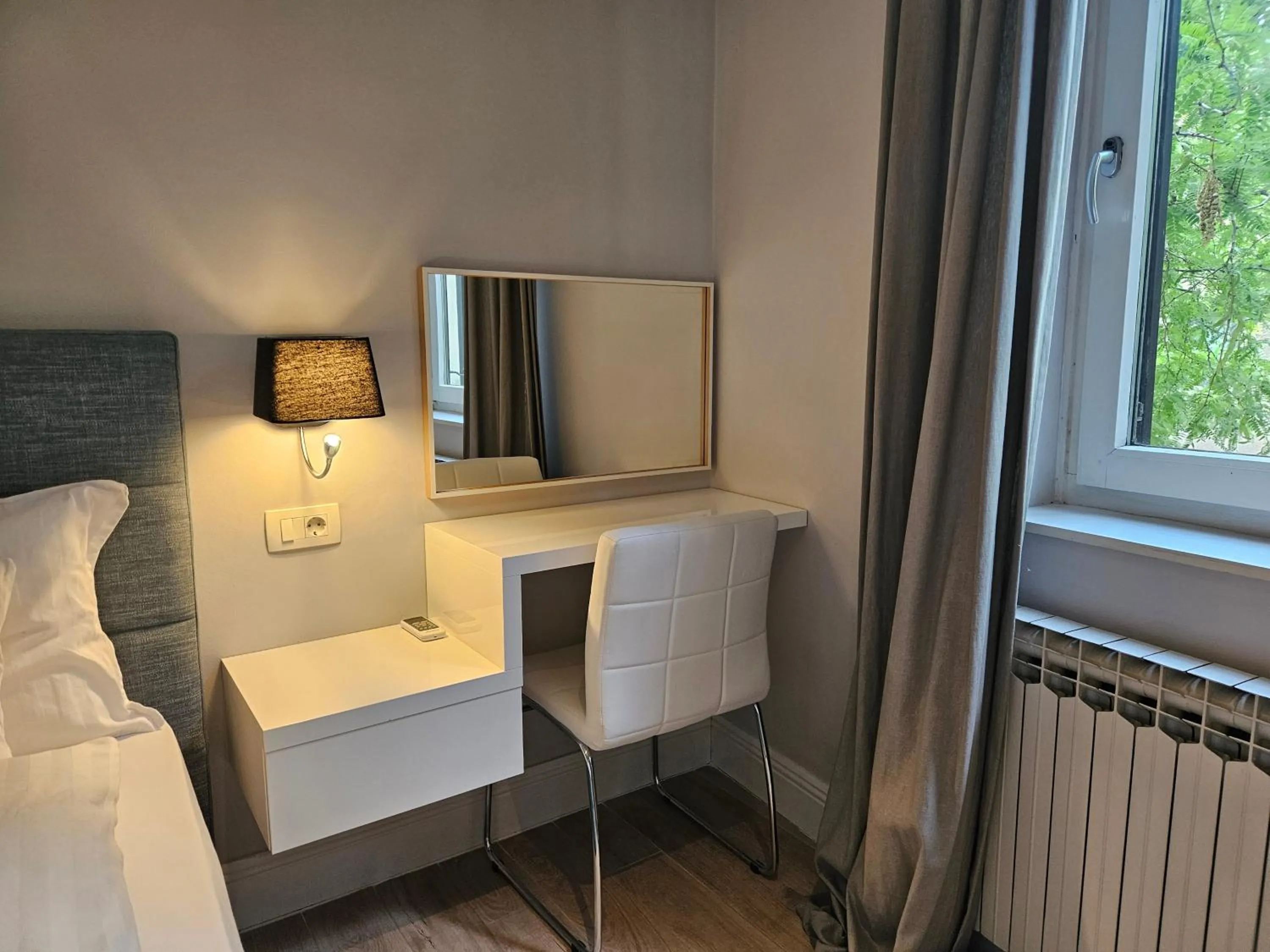 Bed in Exclusive Kaptol Apartment
