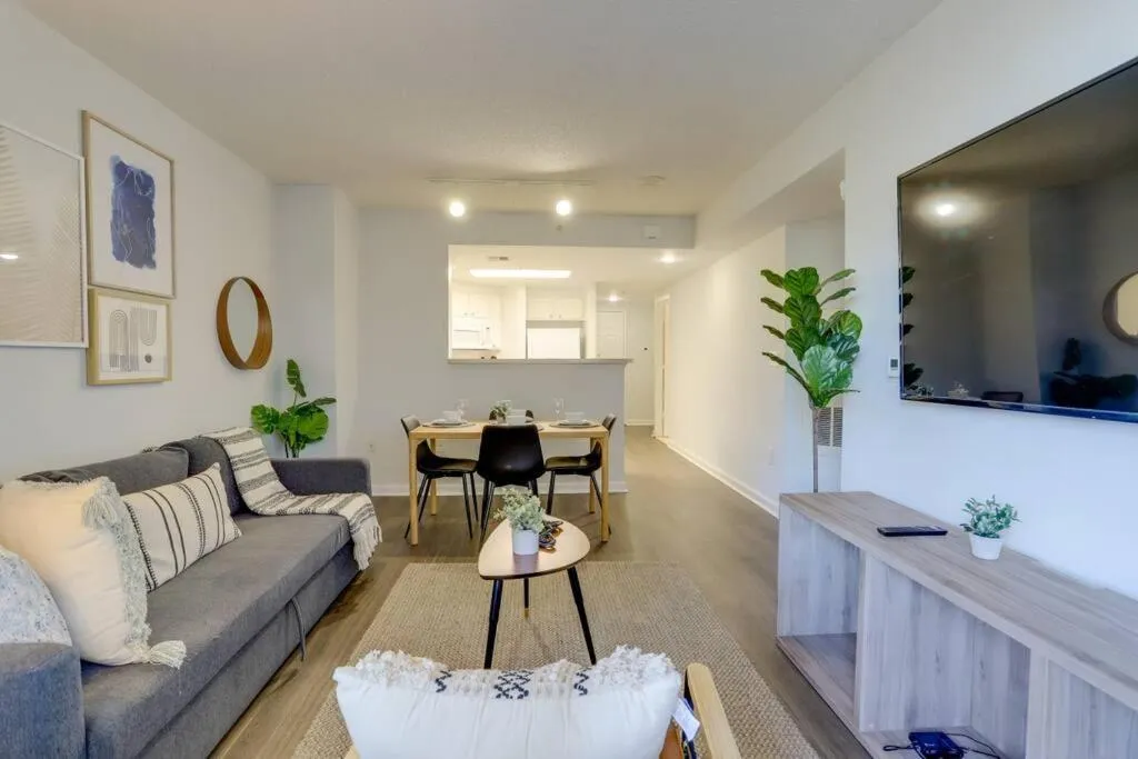 Sensational 1 Bedroom Condo At Ballston place With Gym