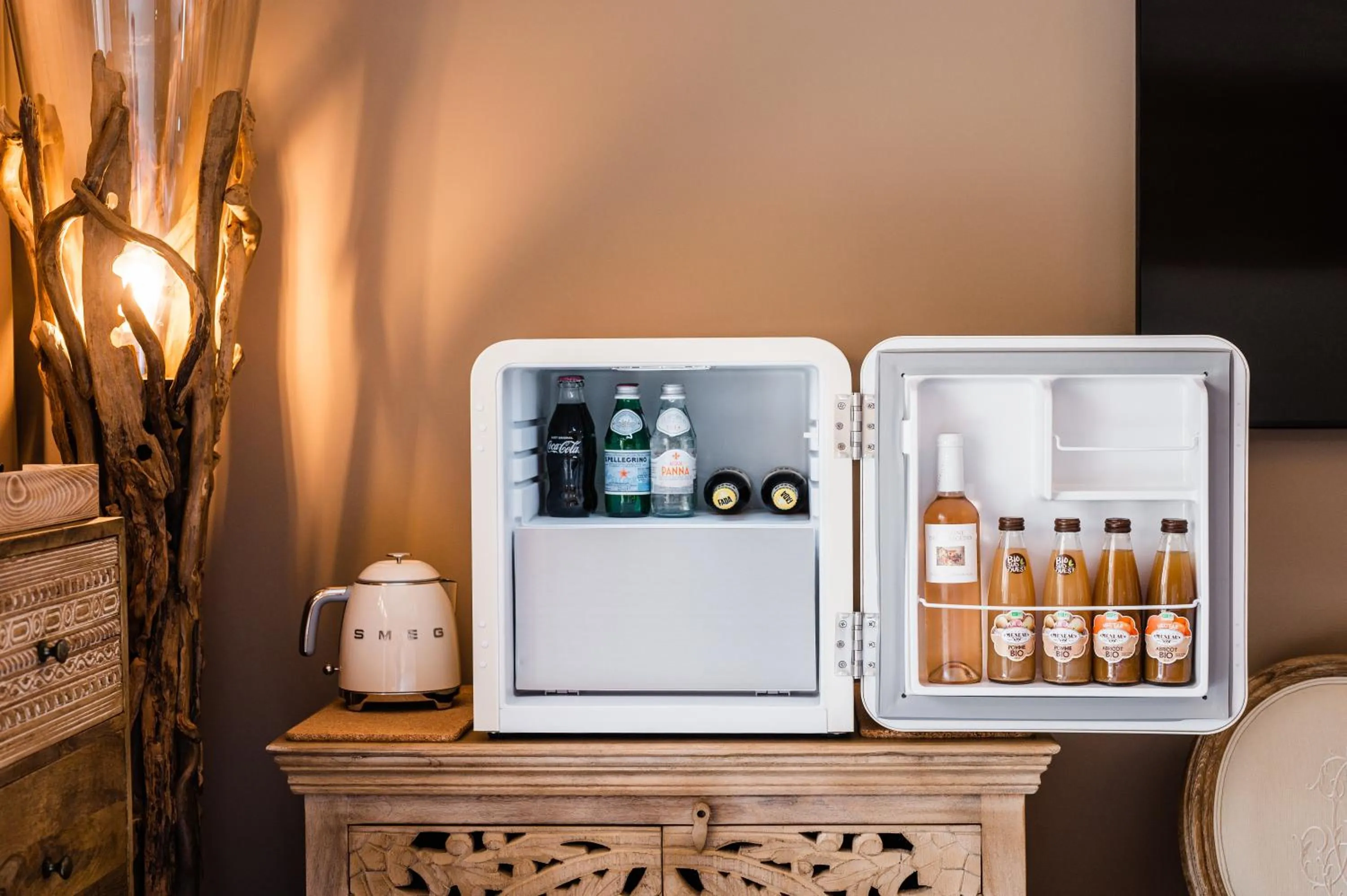 Bedroom in Le Hameau Des Pesquiers Ecolodge & Spa, Curio Collection By Hilton