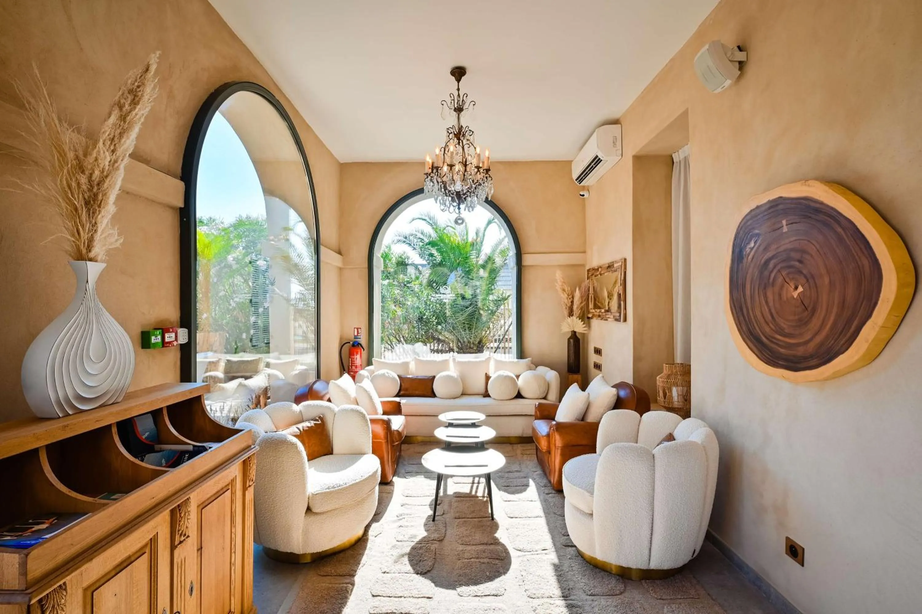 Lobby or reception in Le Hameau Des Pesquiers Ecolodge & Spa, Curio Collection By Hilton