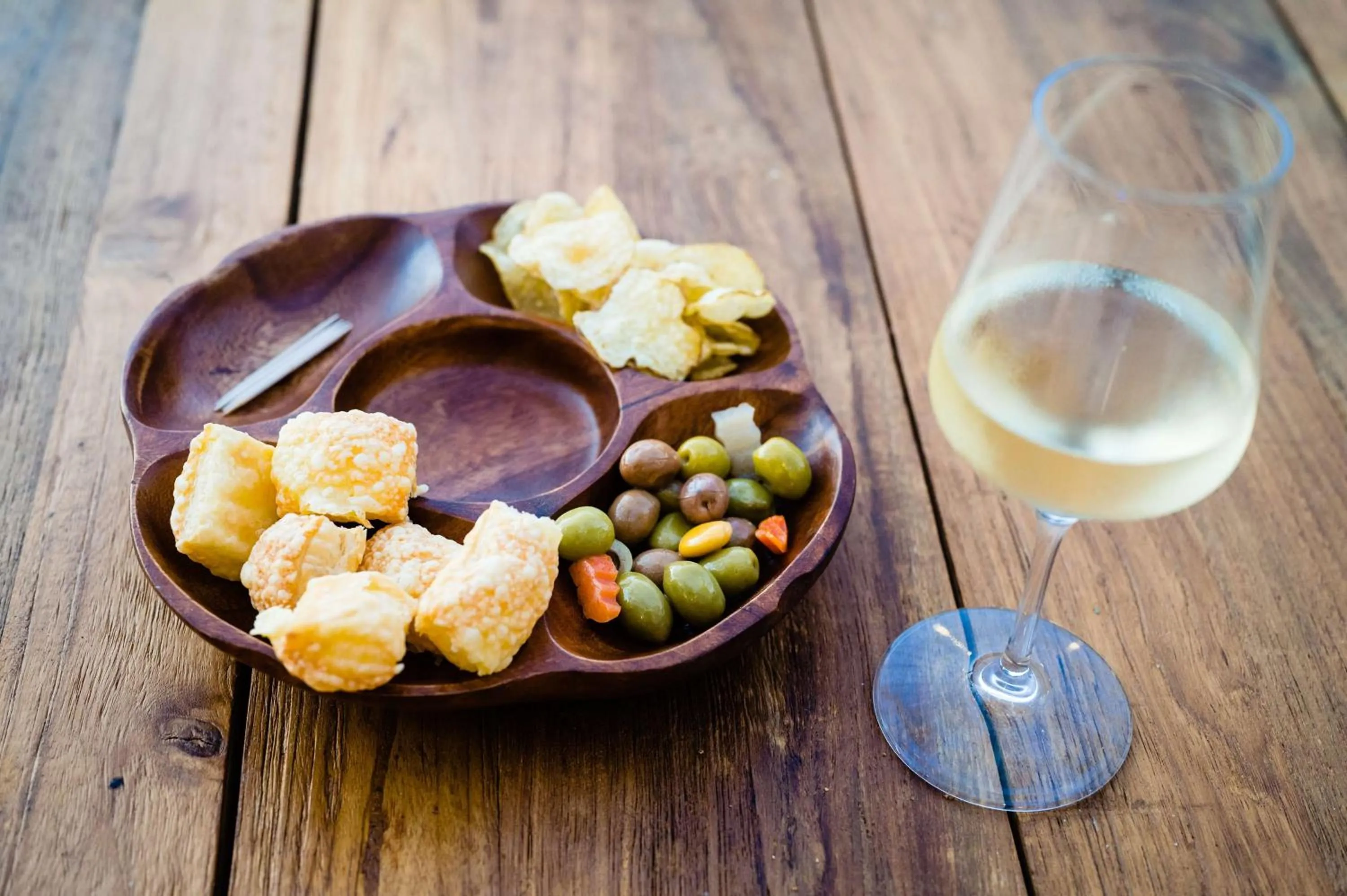 Restaurant/places to eat in Le Hameau Des Pesquiers Ecolodge & Spa, Curio Collection By Hilton