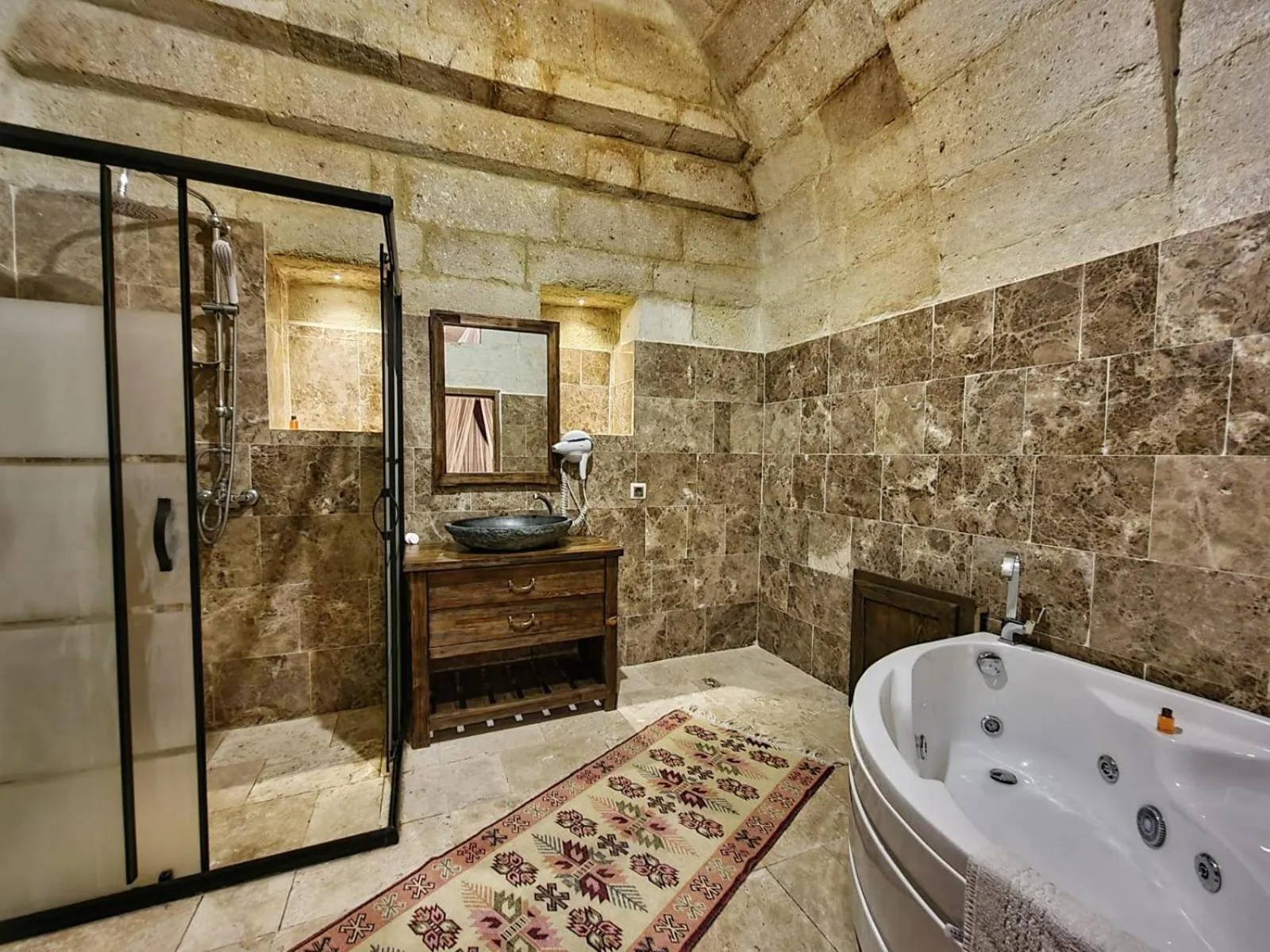 Lavinia Cappadocia Cave