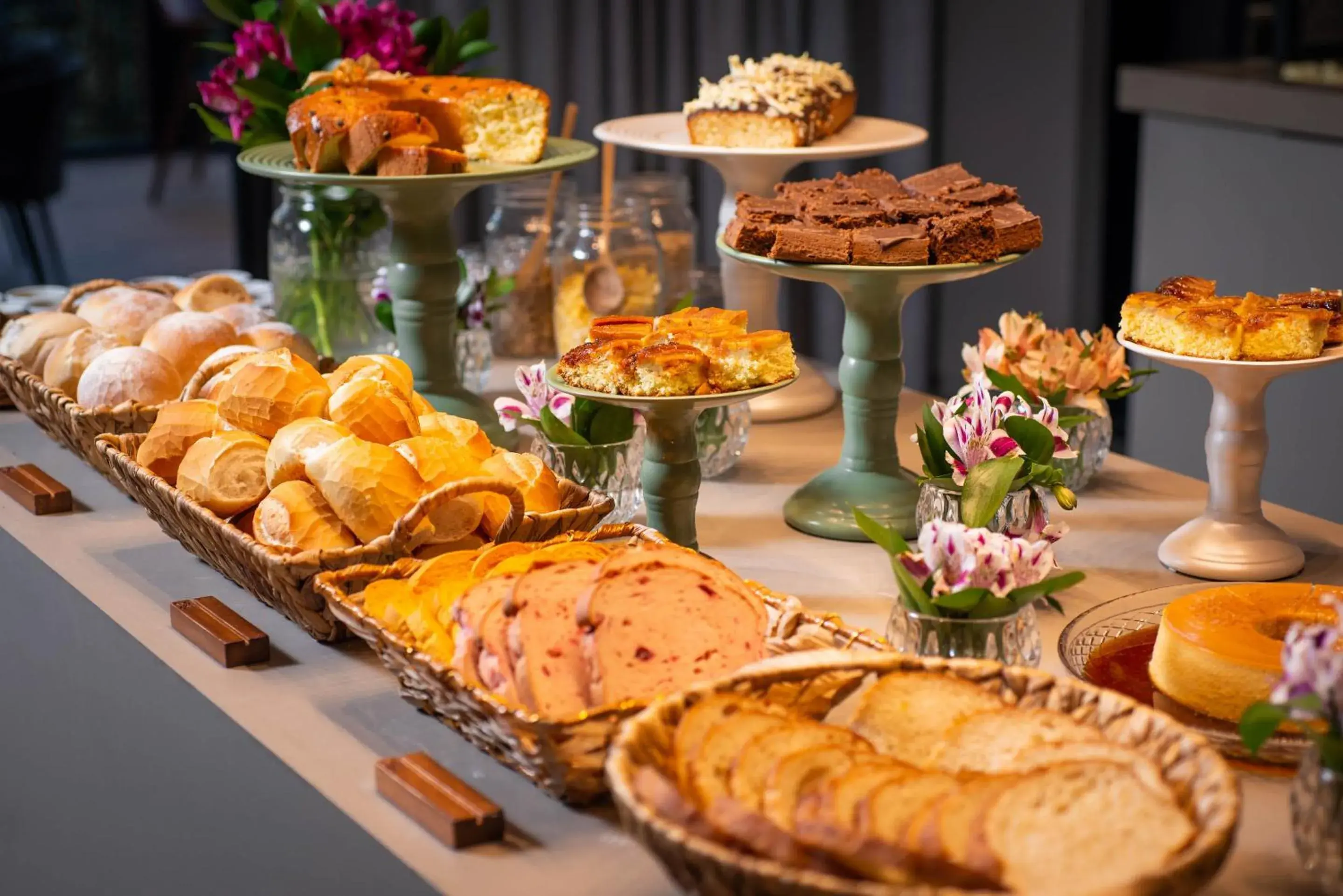 Breakfast in Chateau Laghetto Collection Oficial Breakfast in Chateau Laghetto Collection Oficial