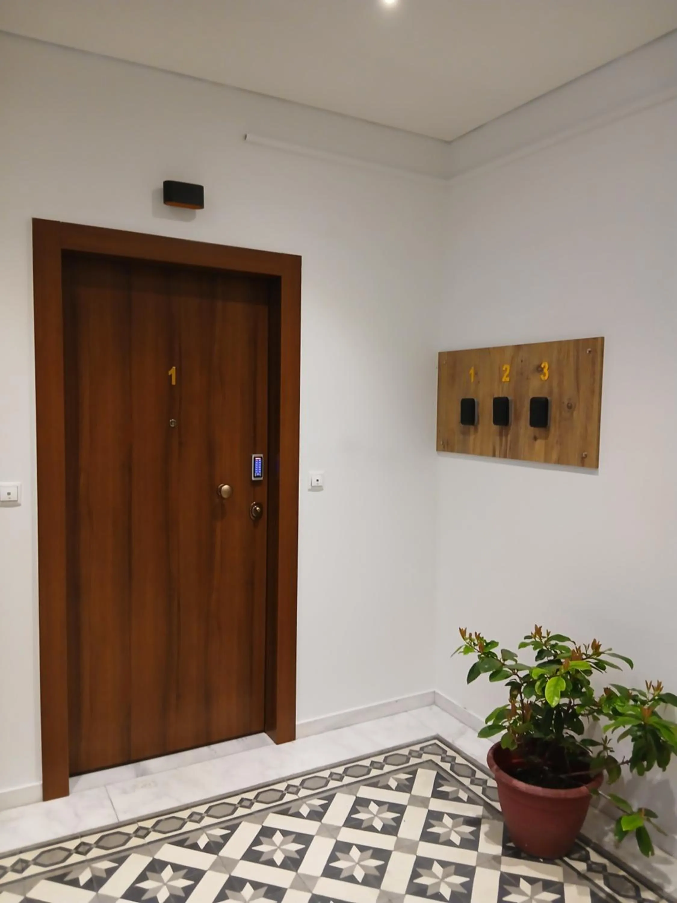 Property building in Black Onyx Comfort Suites - Elegant Stay- City Center Next to Airport Bus