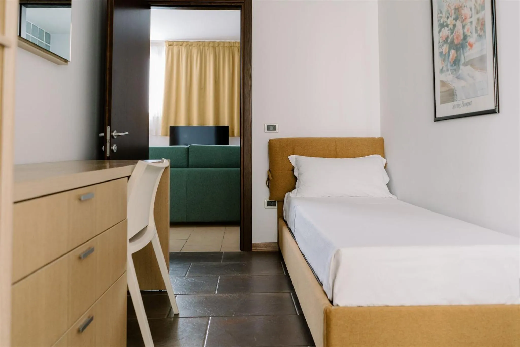 Bed in Hotel Carlton