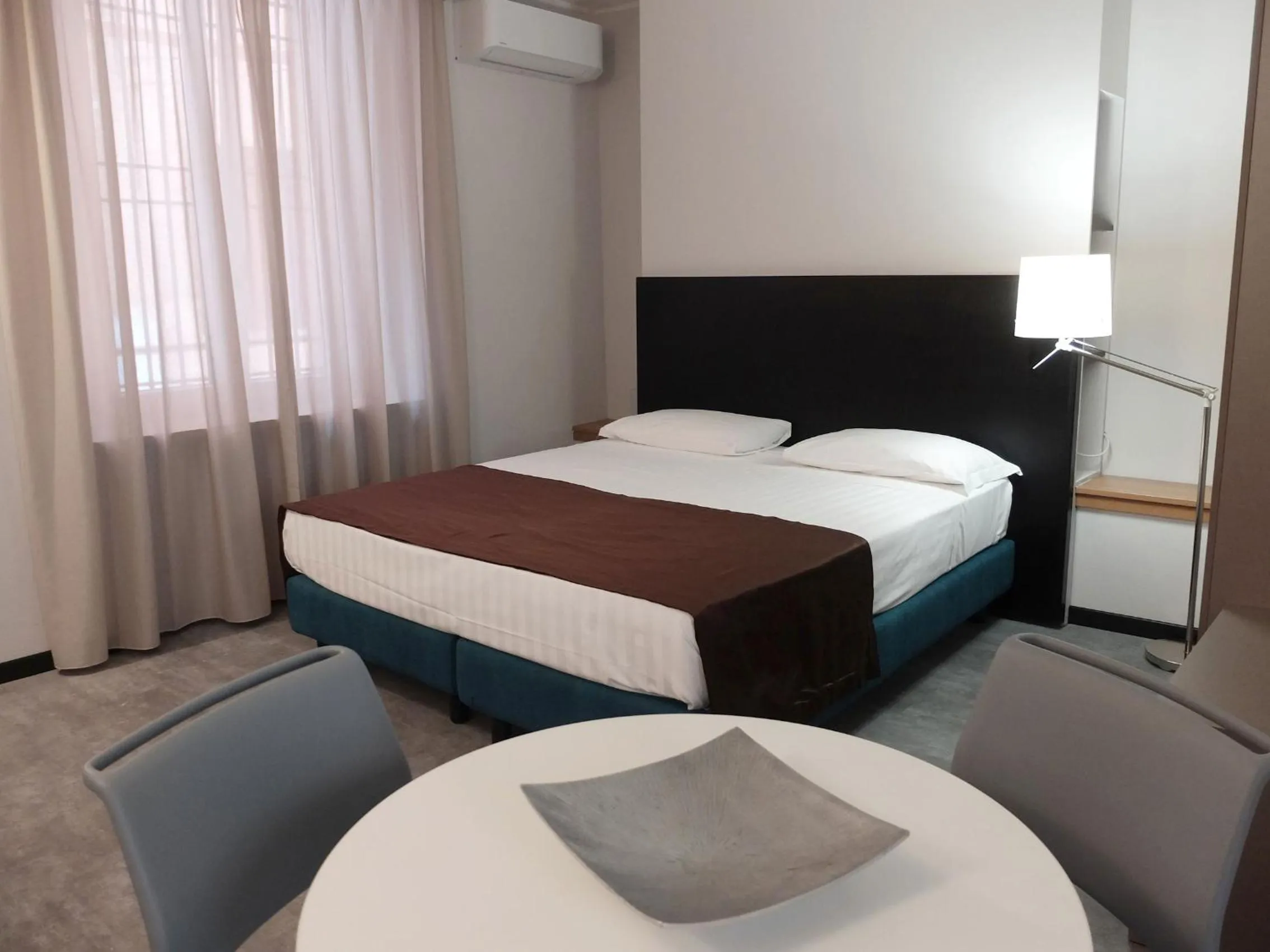 Bedroom, Bed in Hotel Carlton