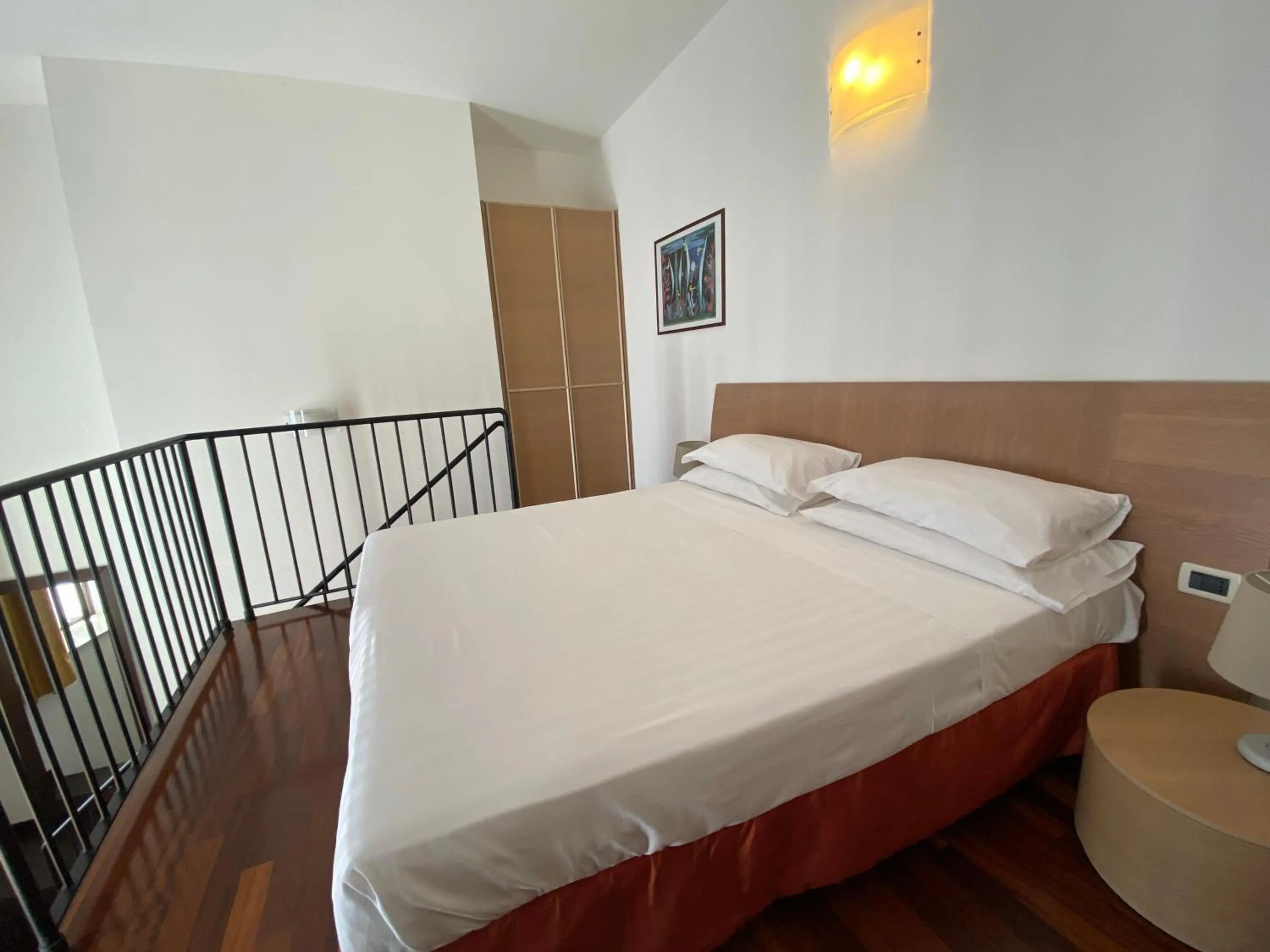 Bedroom, Bed in Hotel Carlton