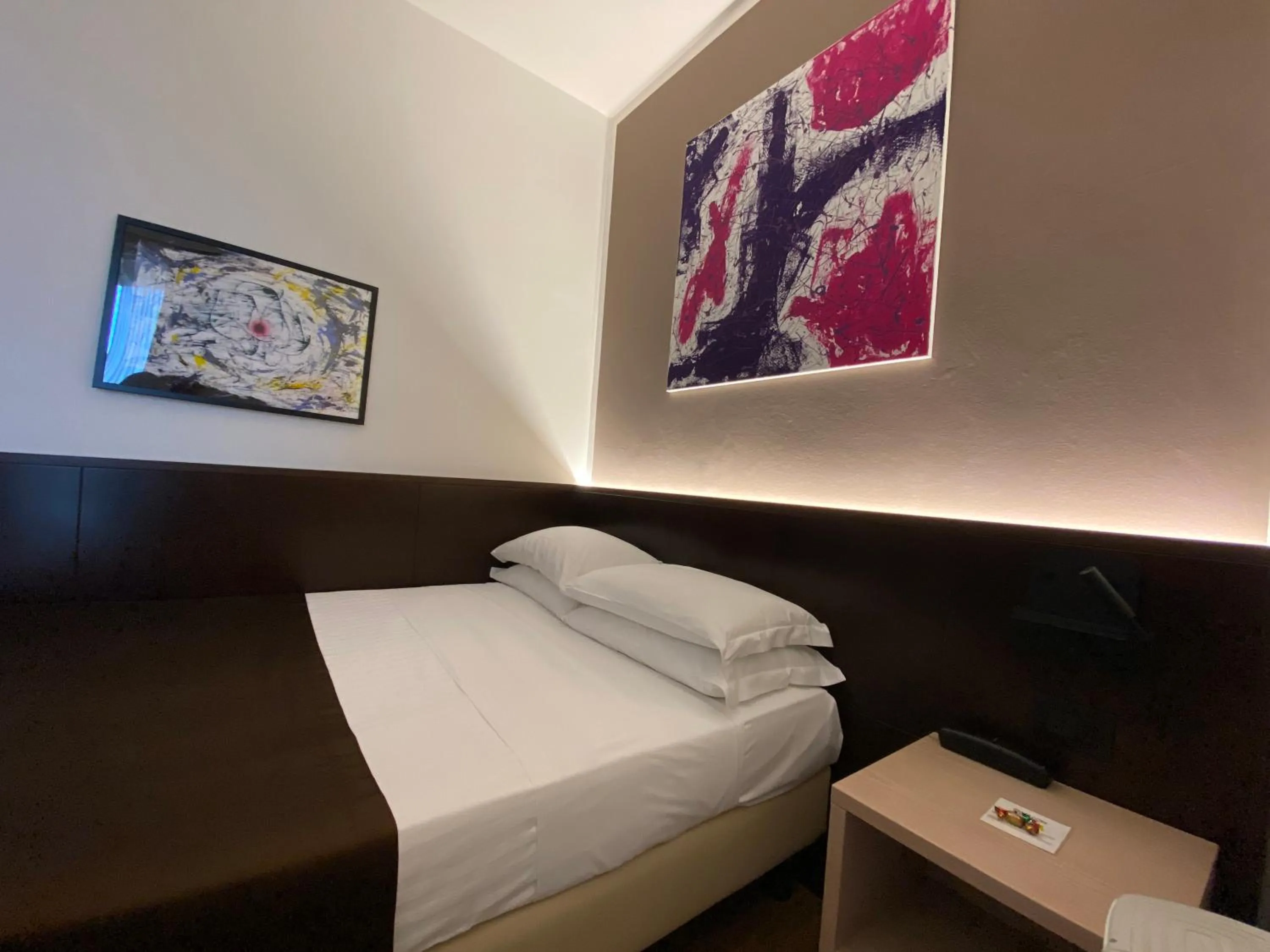 Bedroom, Bed in Hotel Carlton