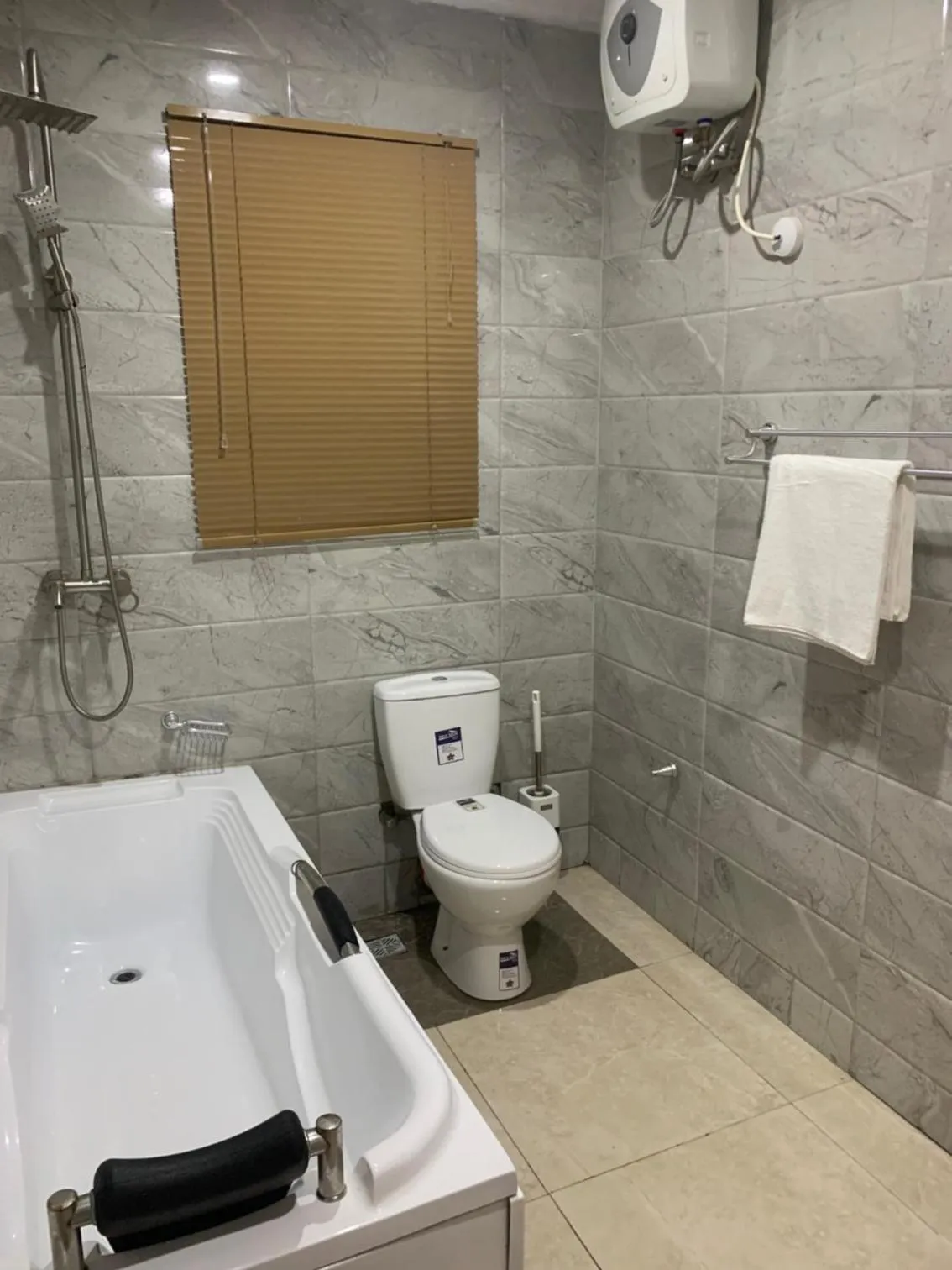 Weena Hotel & Resort