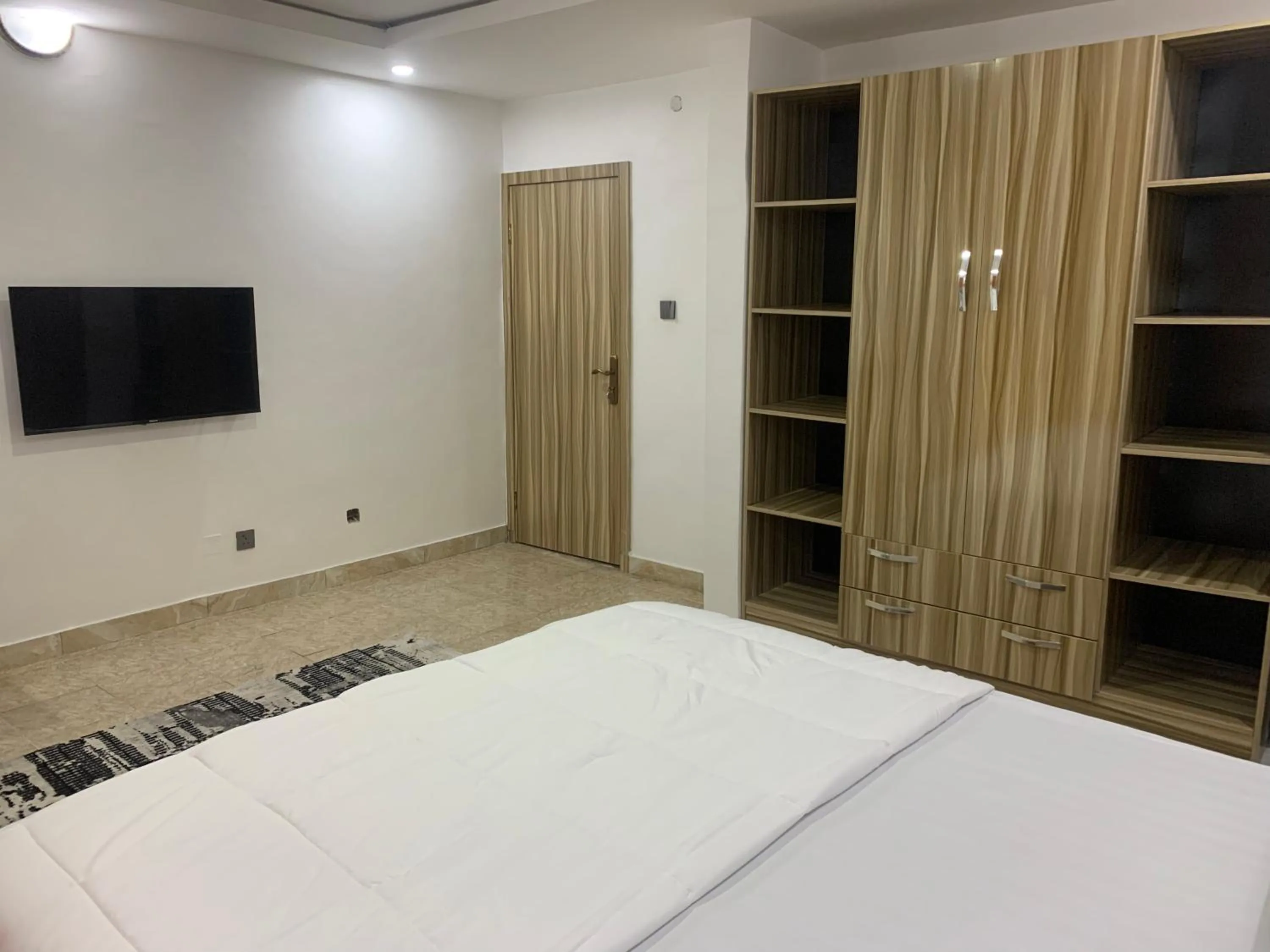 Weena Hotel & Resort