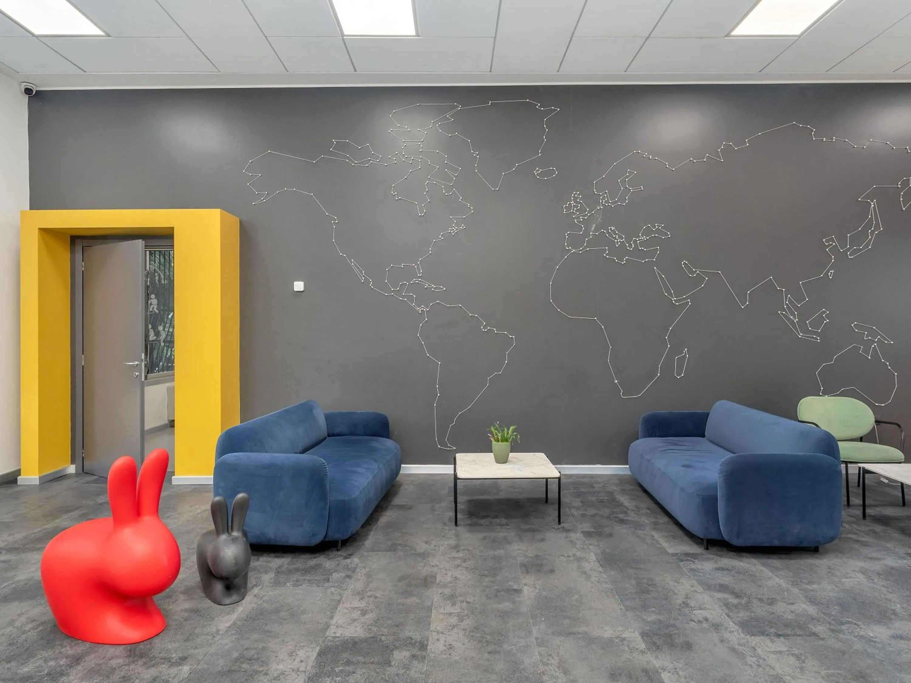 Lobby or reception in B&B HOTEL Milano Ornato