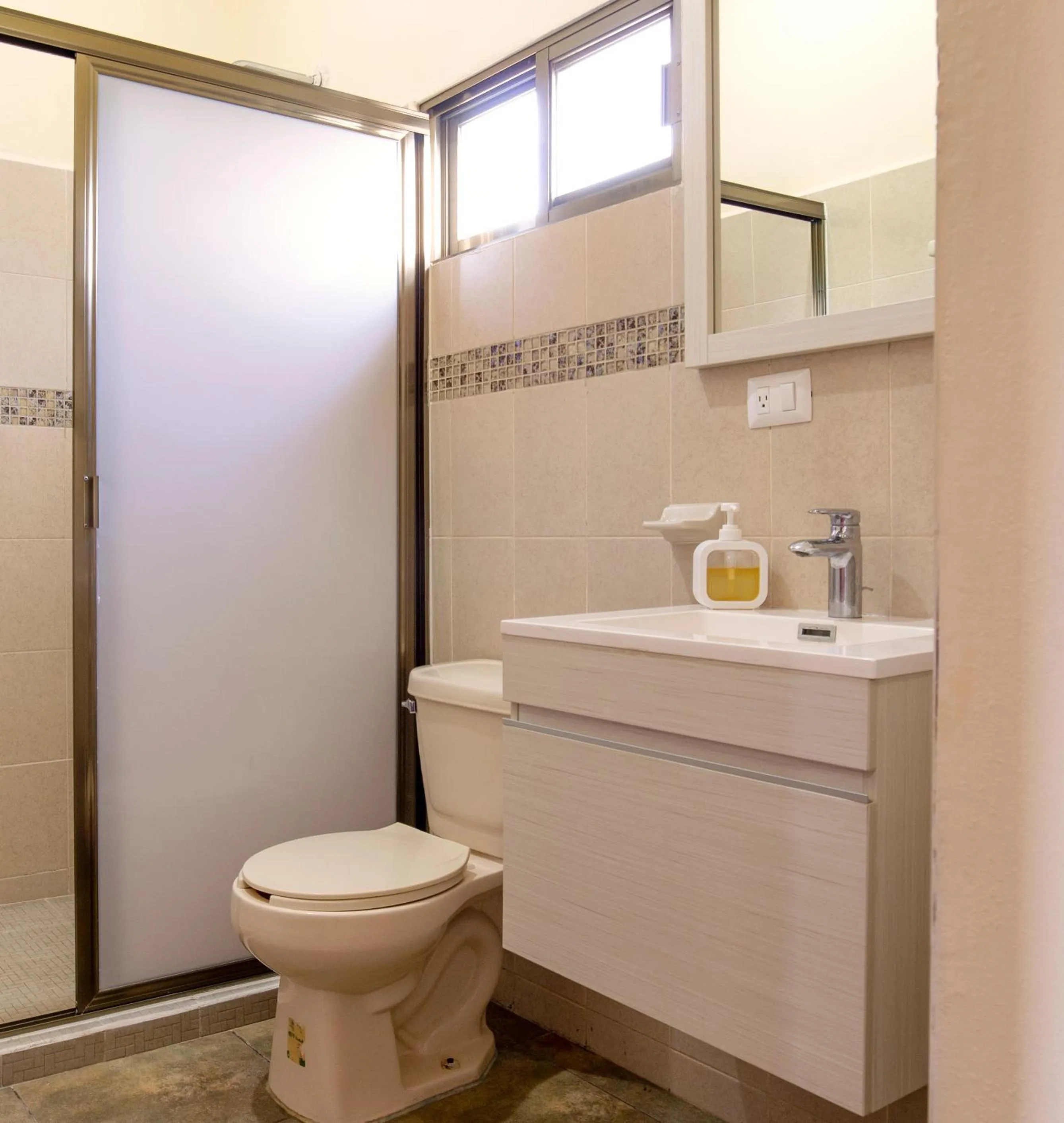 Shower in hotel stella maris tulum