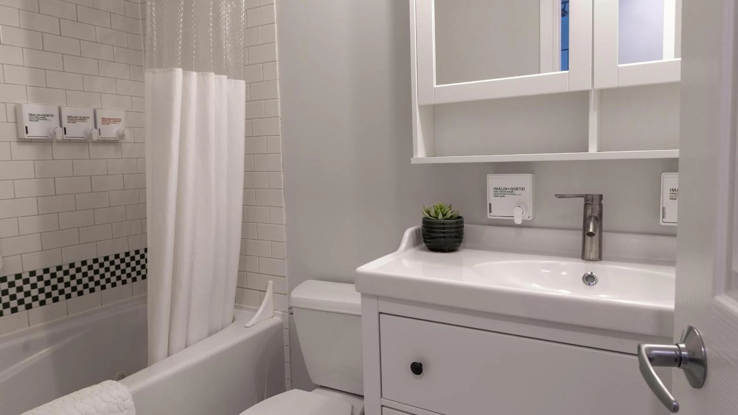 Alpenglow Lodge Family & Work Retreat by MVA