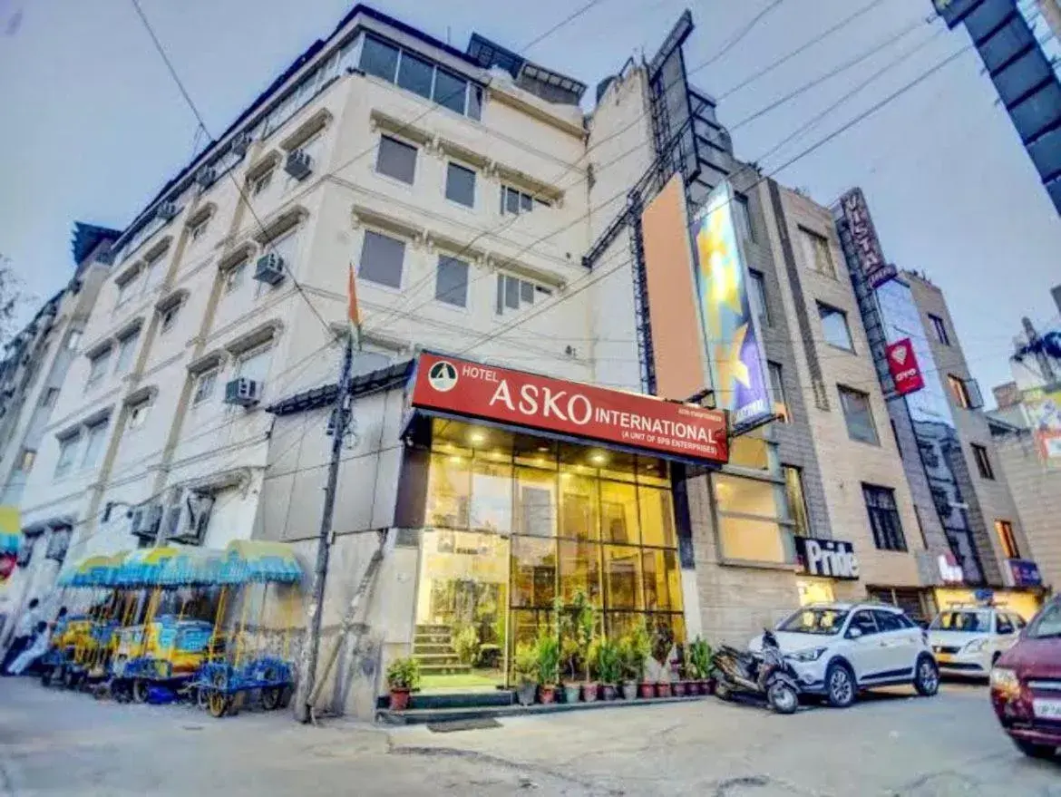 Property Building in Hotel Asko international