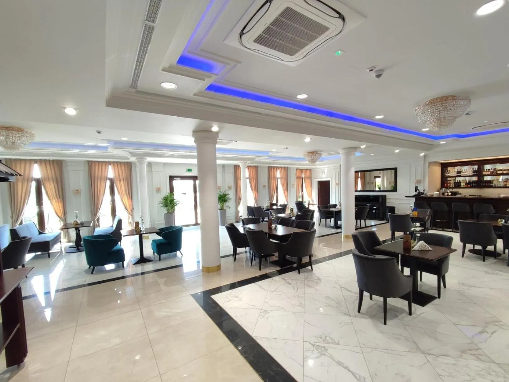 Restaurant/places to eat in Pałac Uniejów