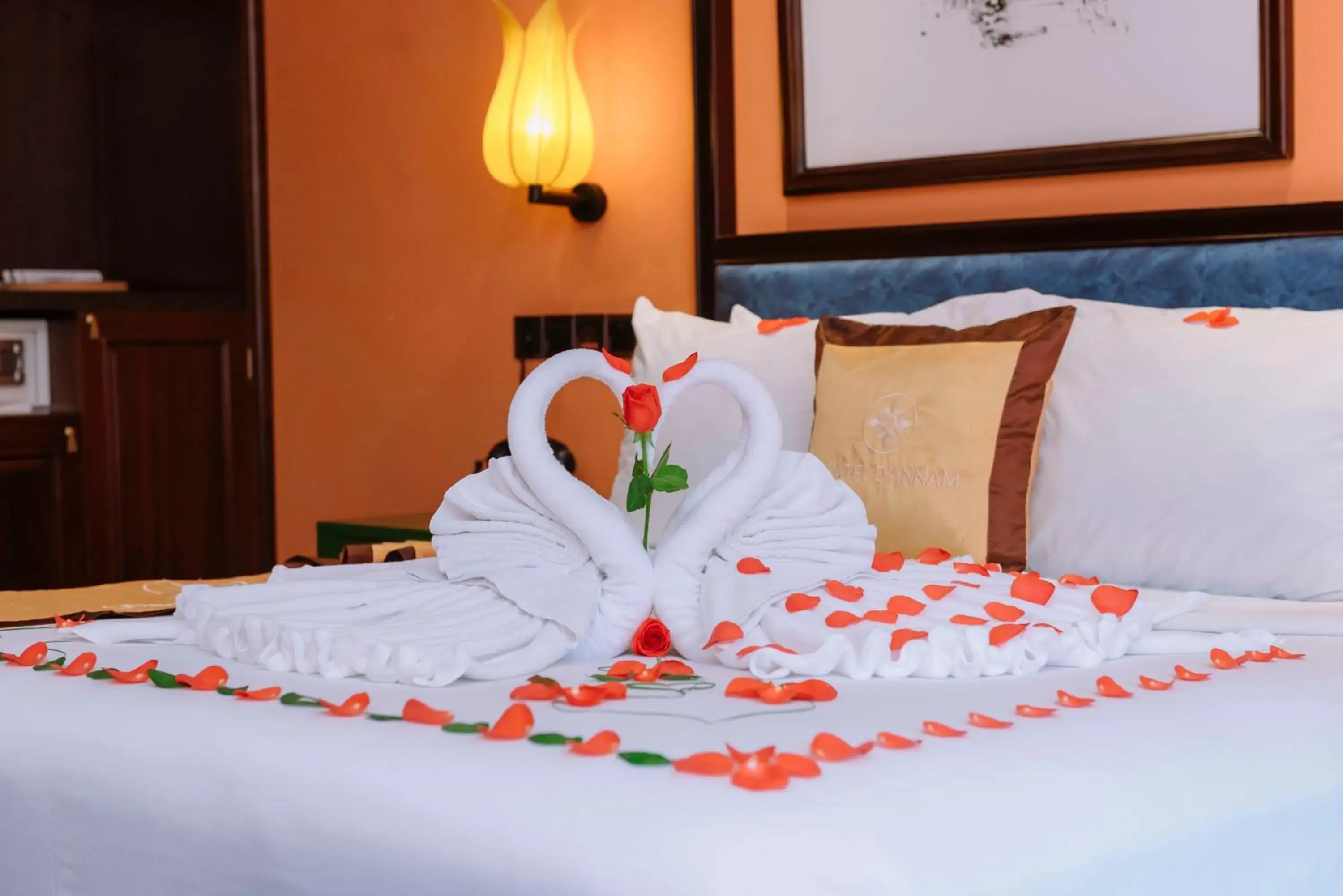 Bed in Spatel d'Annam - Imperial Boutique Spa & Hotel Bed in Spatel d'Annam - Imperial Boutique Spa & Hotel
