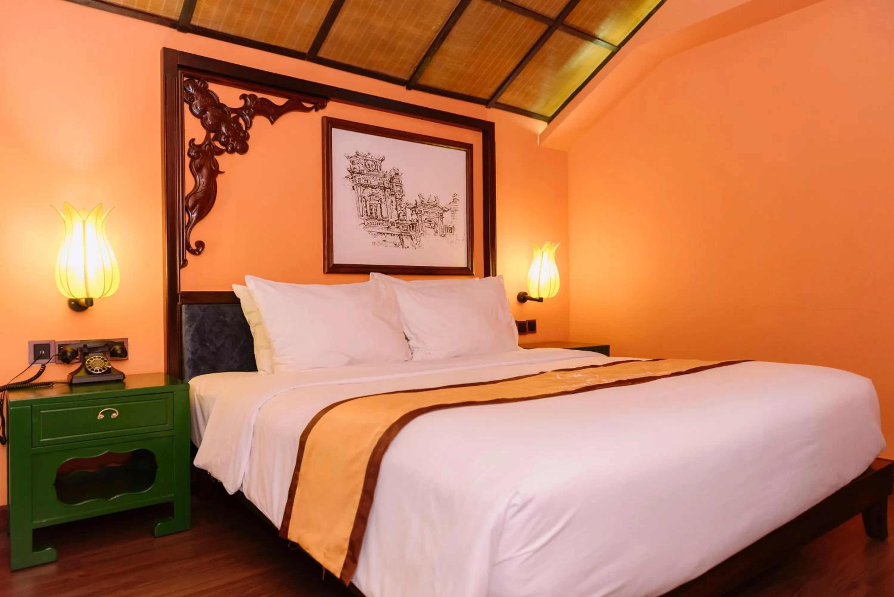 Bed in Spatel d'Annam - Imperial Boutique Spa & Hotel